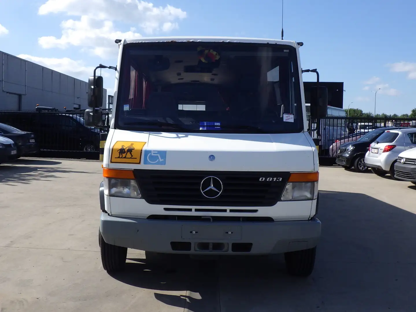 Mercedes-Benz Vario 813 (Stock ID 35282) Blanc - 2