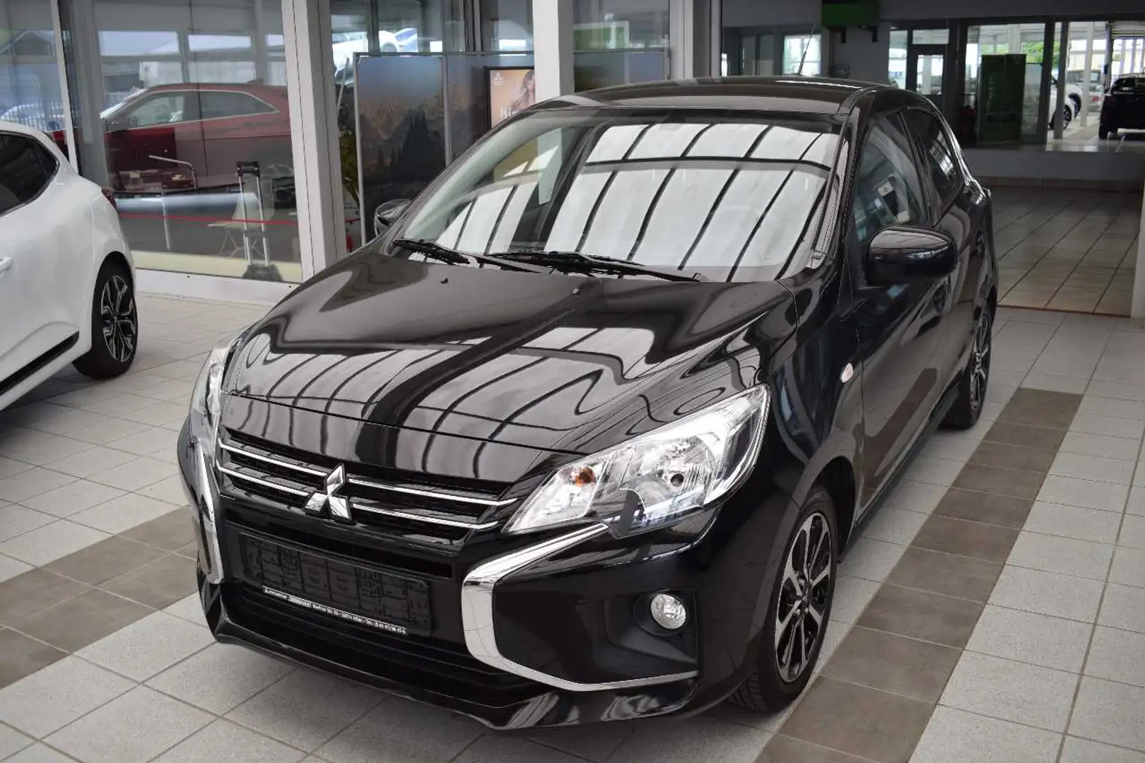 Mitsubishi Space Star Select+ Klima, Kamera, 5-Gang Schwarz - 1