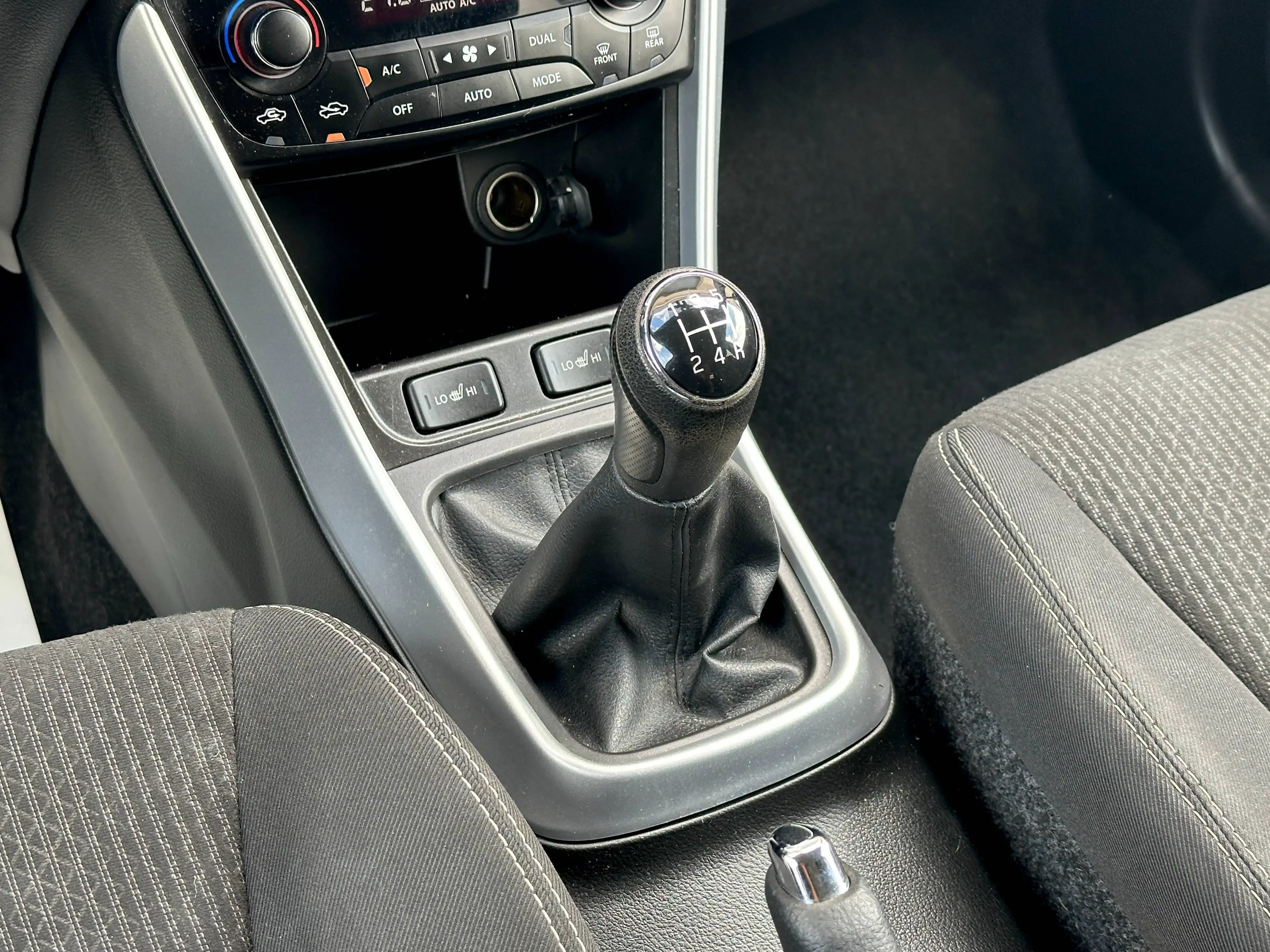 Suzuki SX4 S-Cross 1.0 / GPS / Bluetooth / Caméra / Att. remorque — photo 15