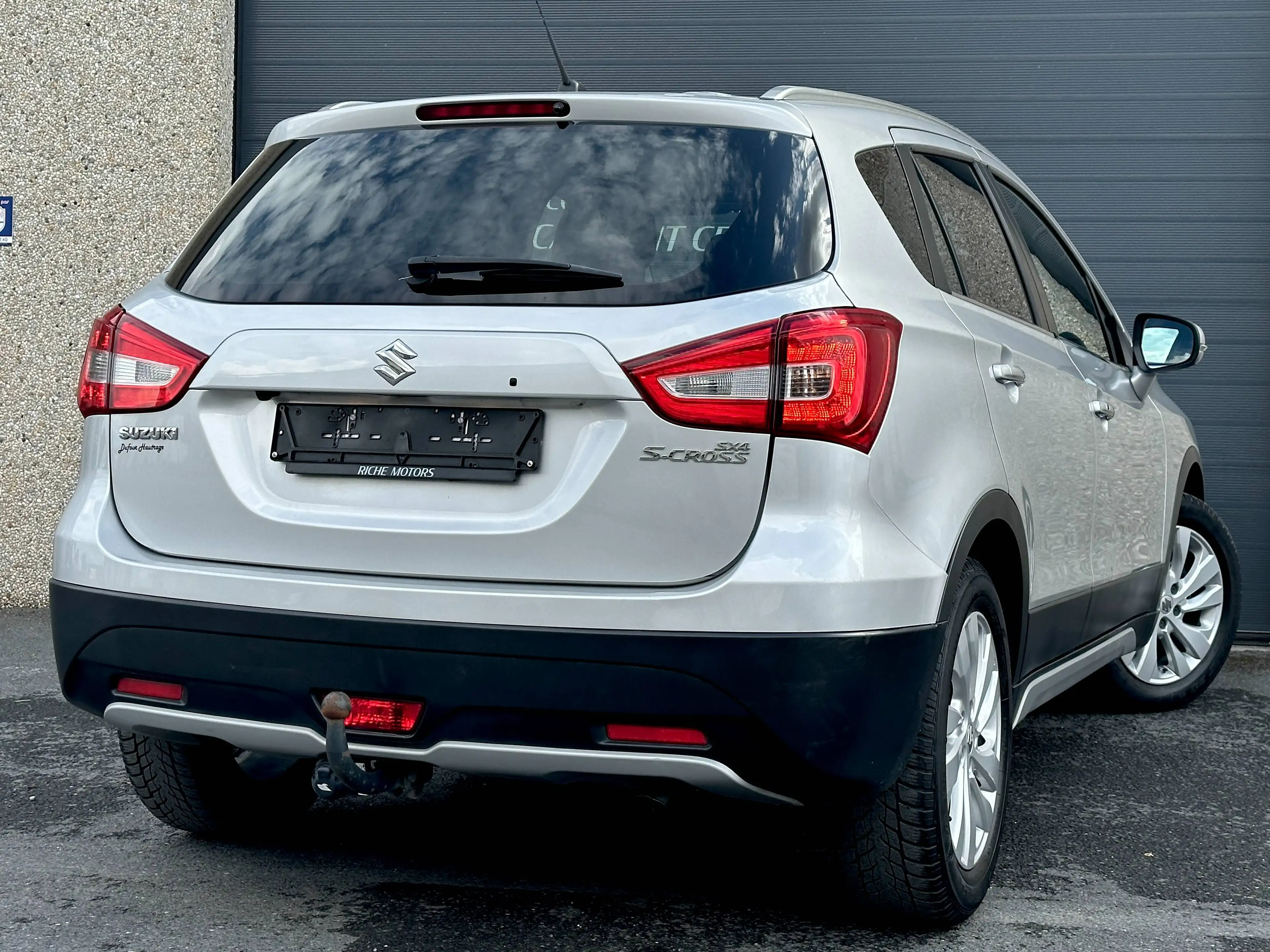 Suzuki SX4 S-Cross 1.0 / GPS / Bluetooth / Caméra / Att. remorque — photo 8