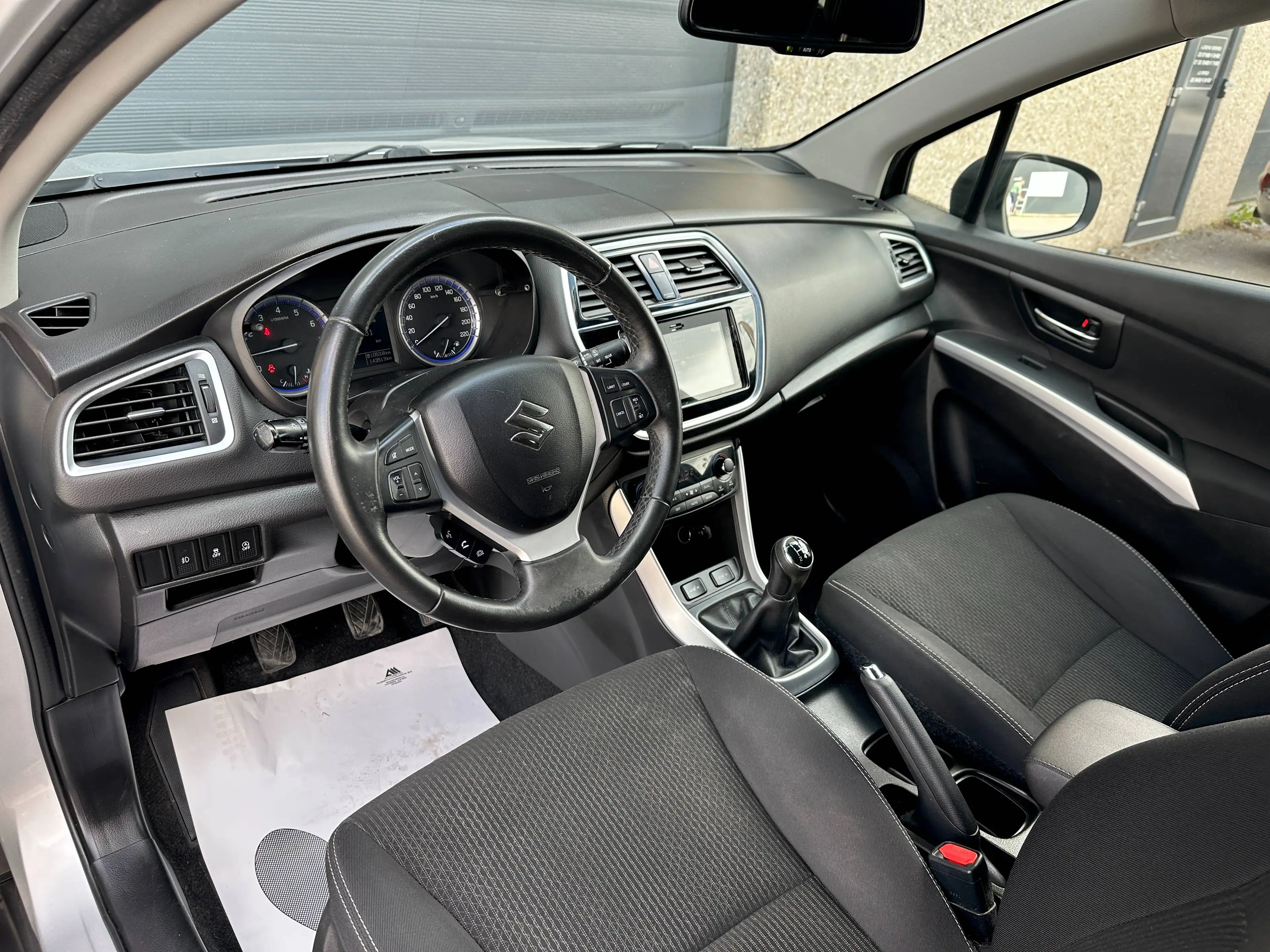 Suzuki SX4 S-Cross 1.0 / GPS / Bluetooth / Caméra / Att. remorque — photo 10