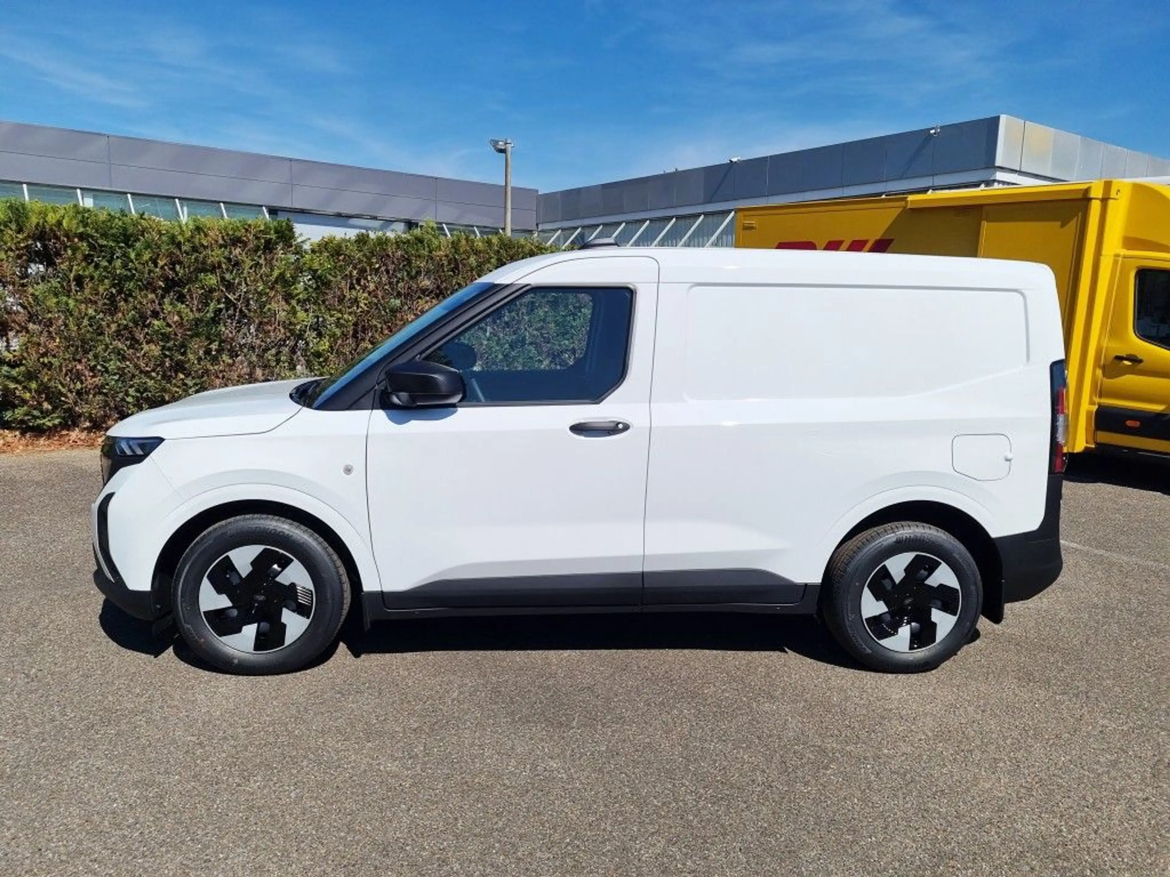 Ford Transit Courier e-Transit 54kWh Trend Toterwinkel Kamera — photo 8