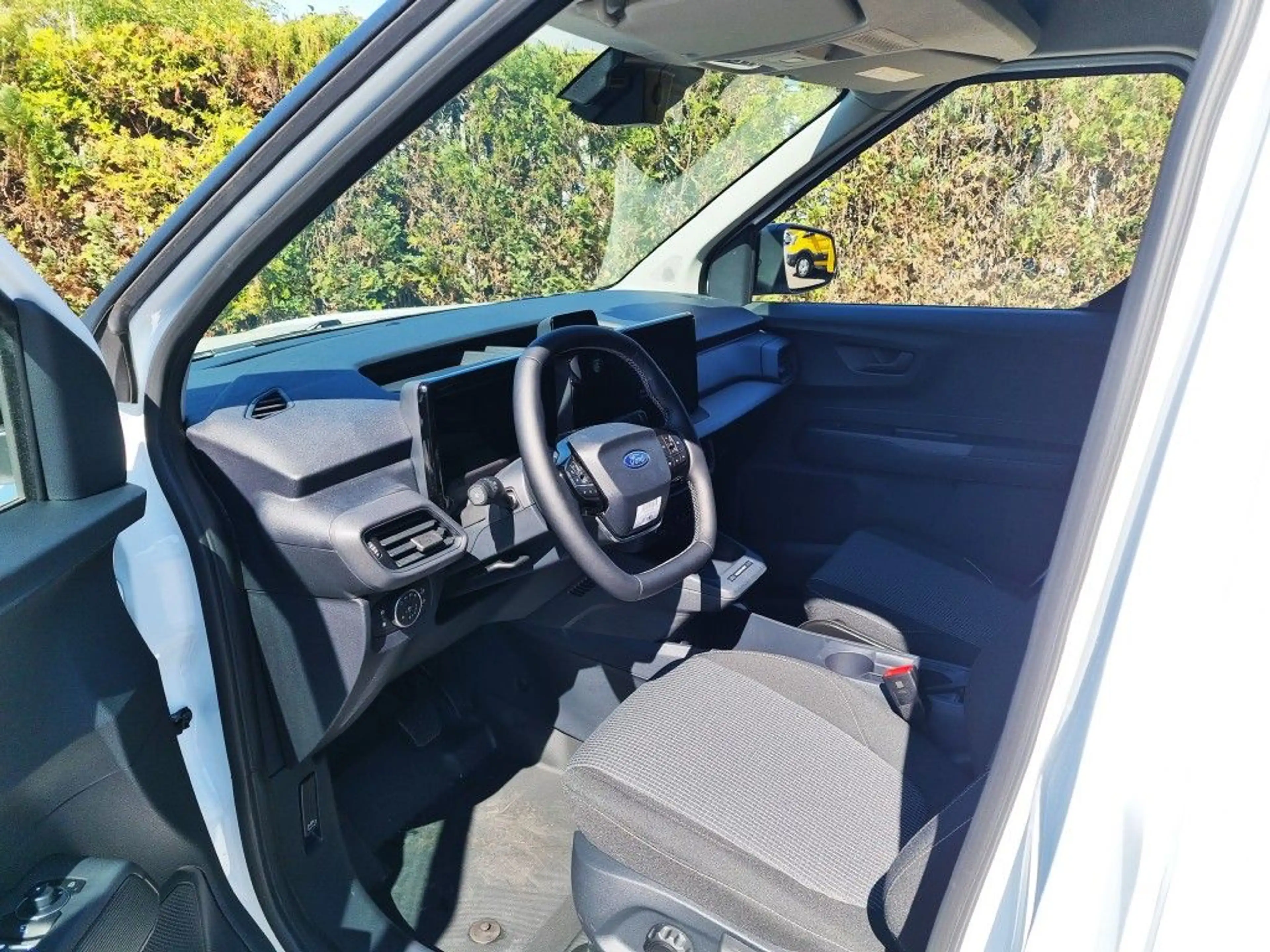Ford Transit Courier e-Transit 54kWh Trend Toterwinkel Kamera — photo 9