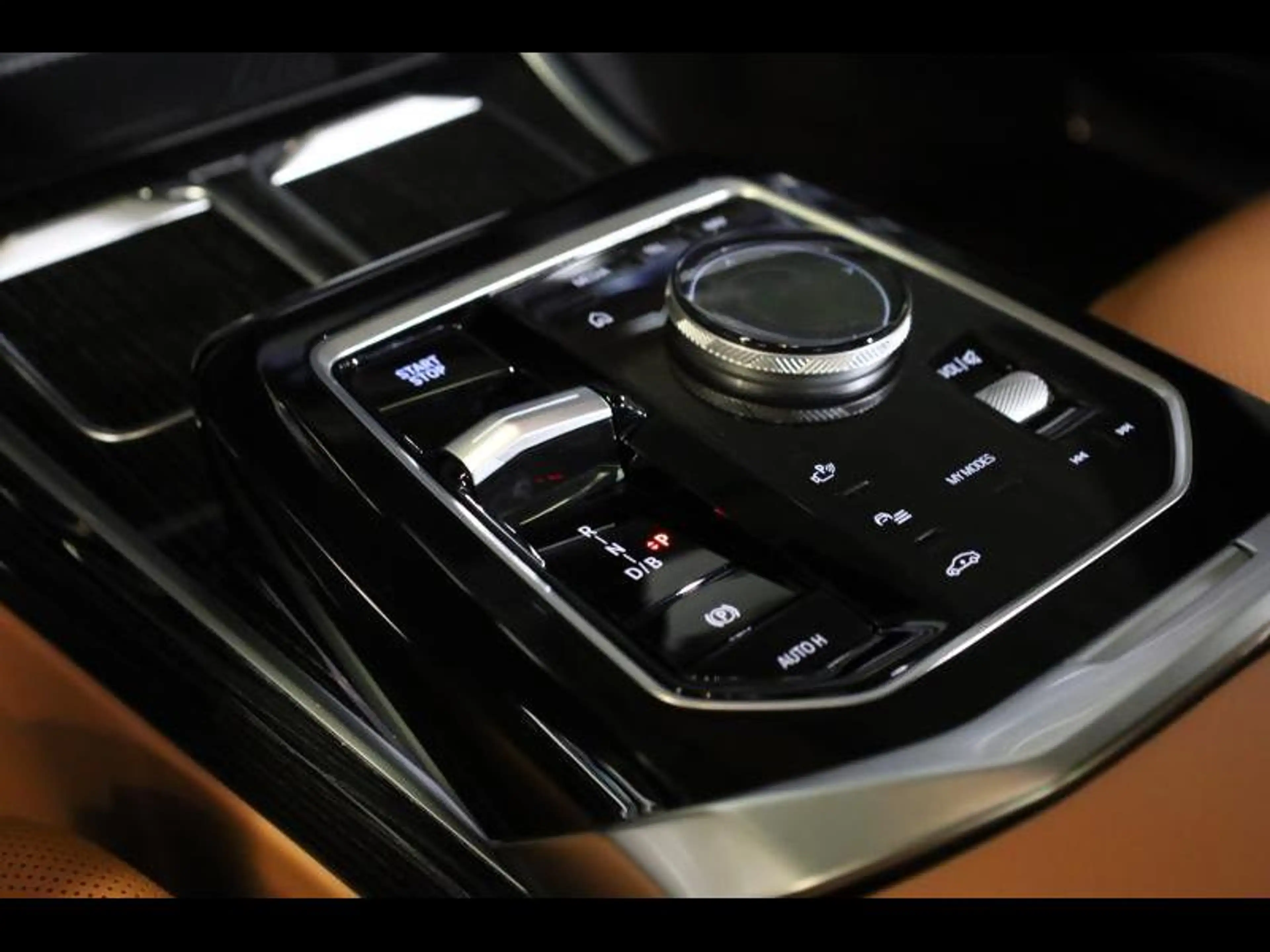 BMW i7 eDrive50 Kit M Sport — photo 9