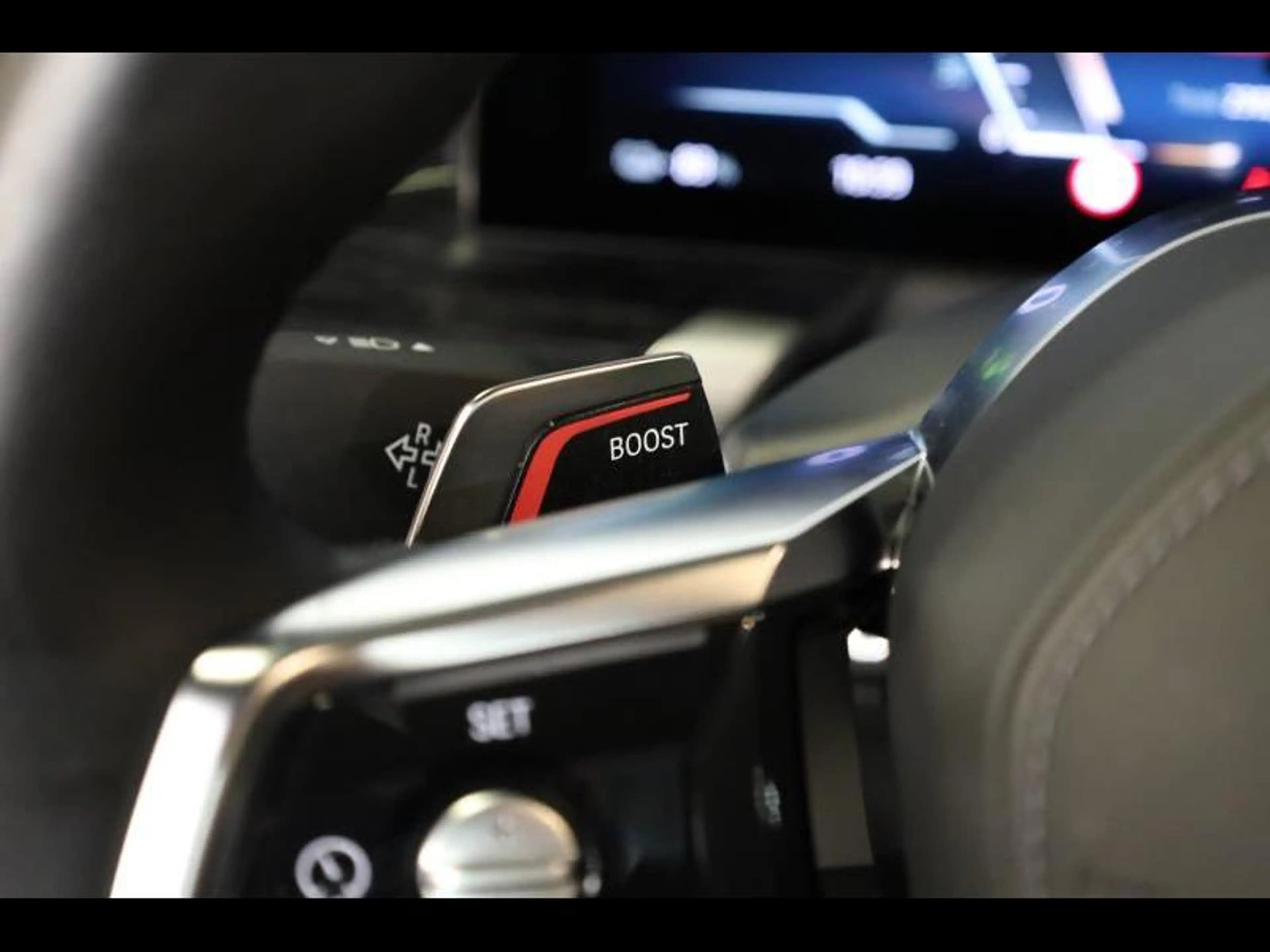 BMW i7 eDrive50 Kit M Sport — photo 12