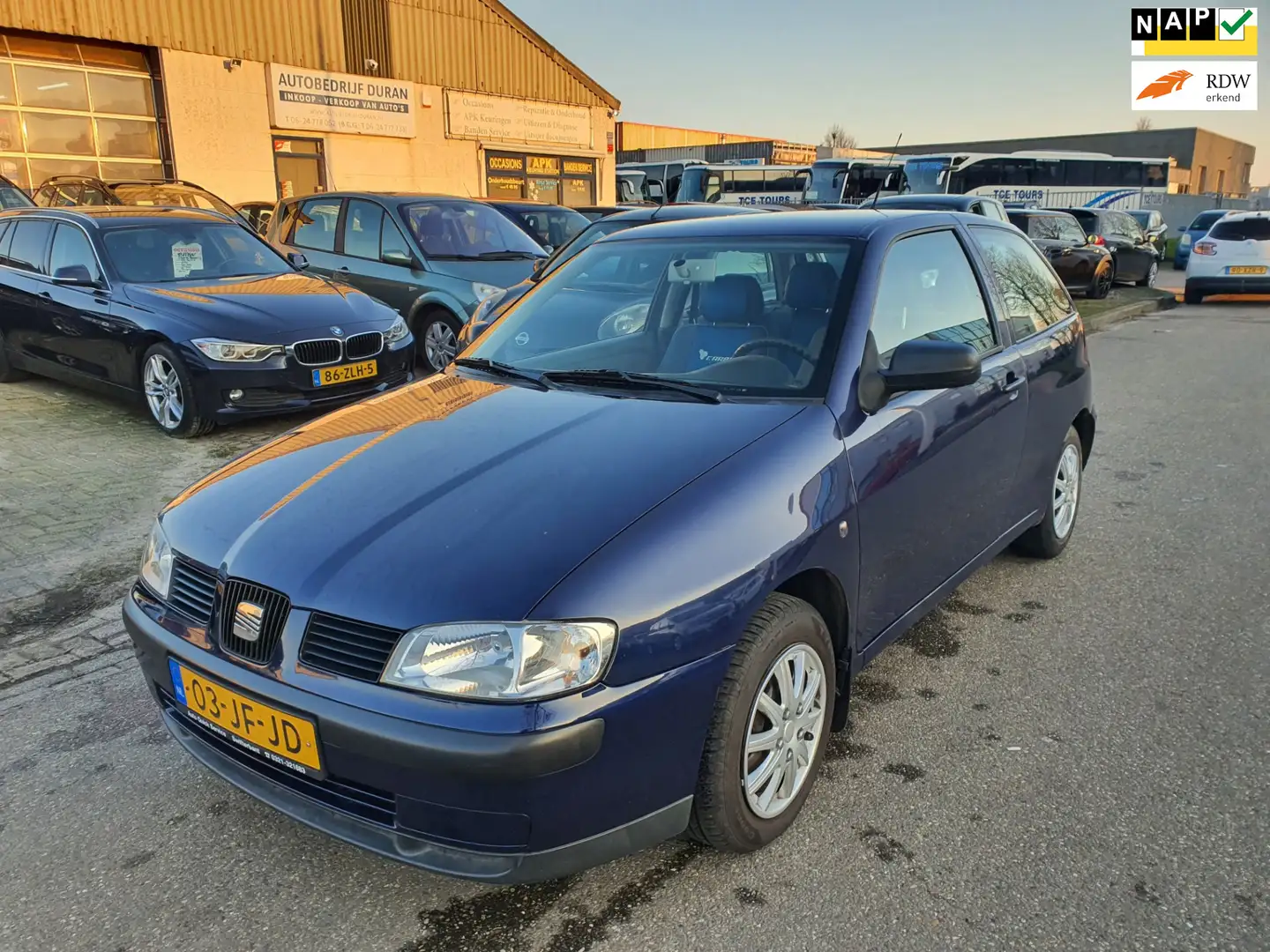 SEAT Ibiza 1.4-16V Stella Bj:2002 NAP! plava - 1