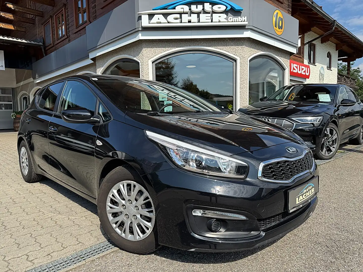 Kia Ceed / cee'd cee'd 1,4 MPI Titan Schwarz - 1