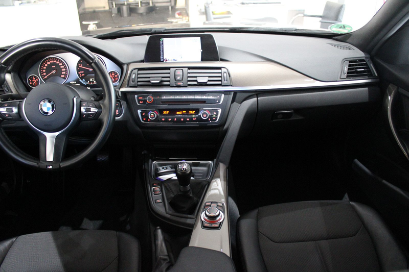 BMW 318 d xDrive MODERN LINE LEDER NAVI XENON *EURO 5 — photo 4