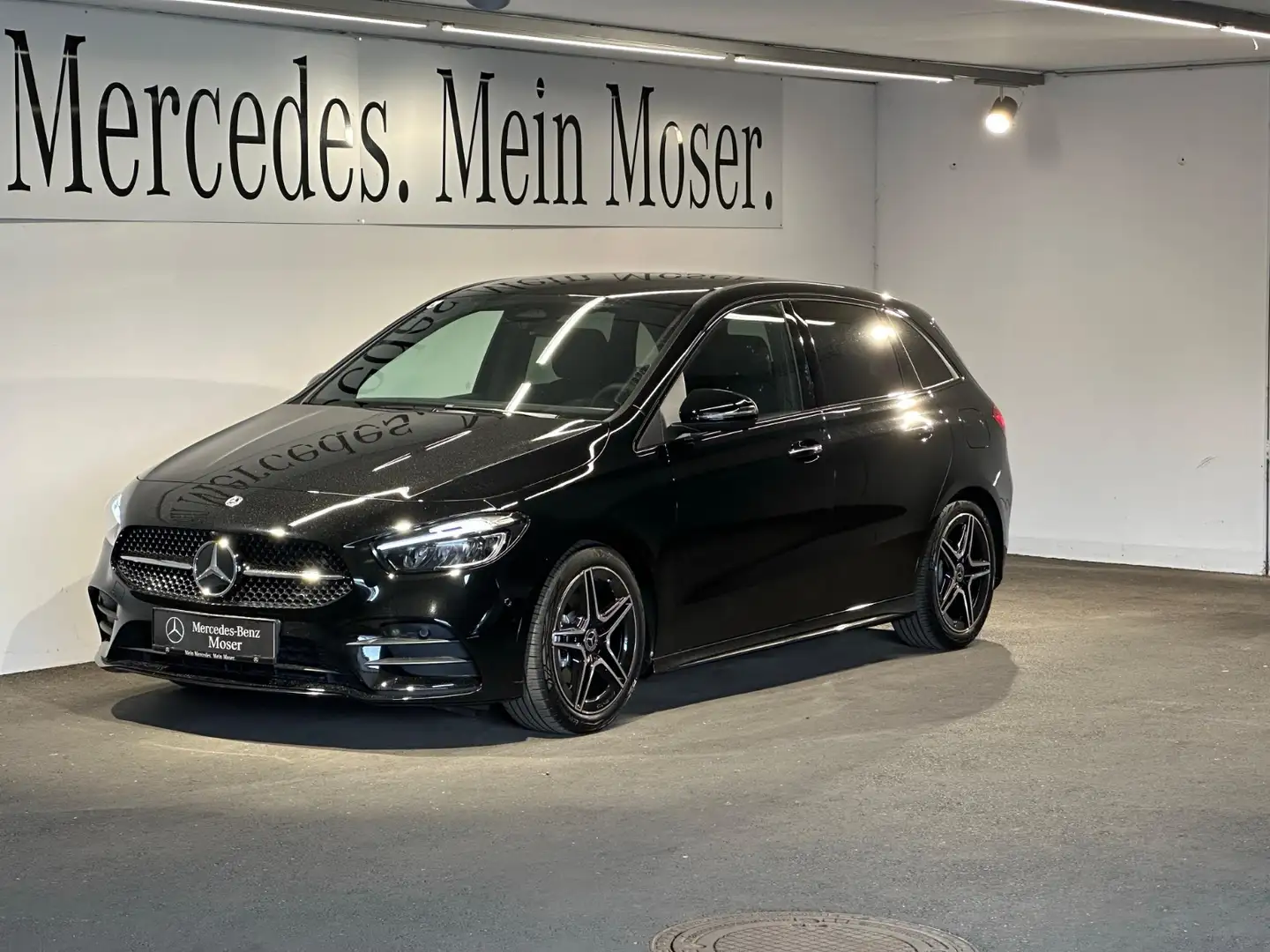 Mercedes-Benz B 180 d Österreich-Edition Schwarz - 2