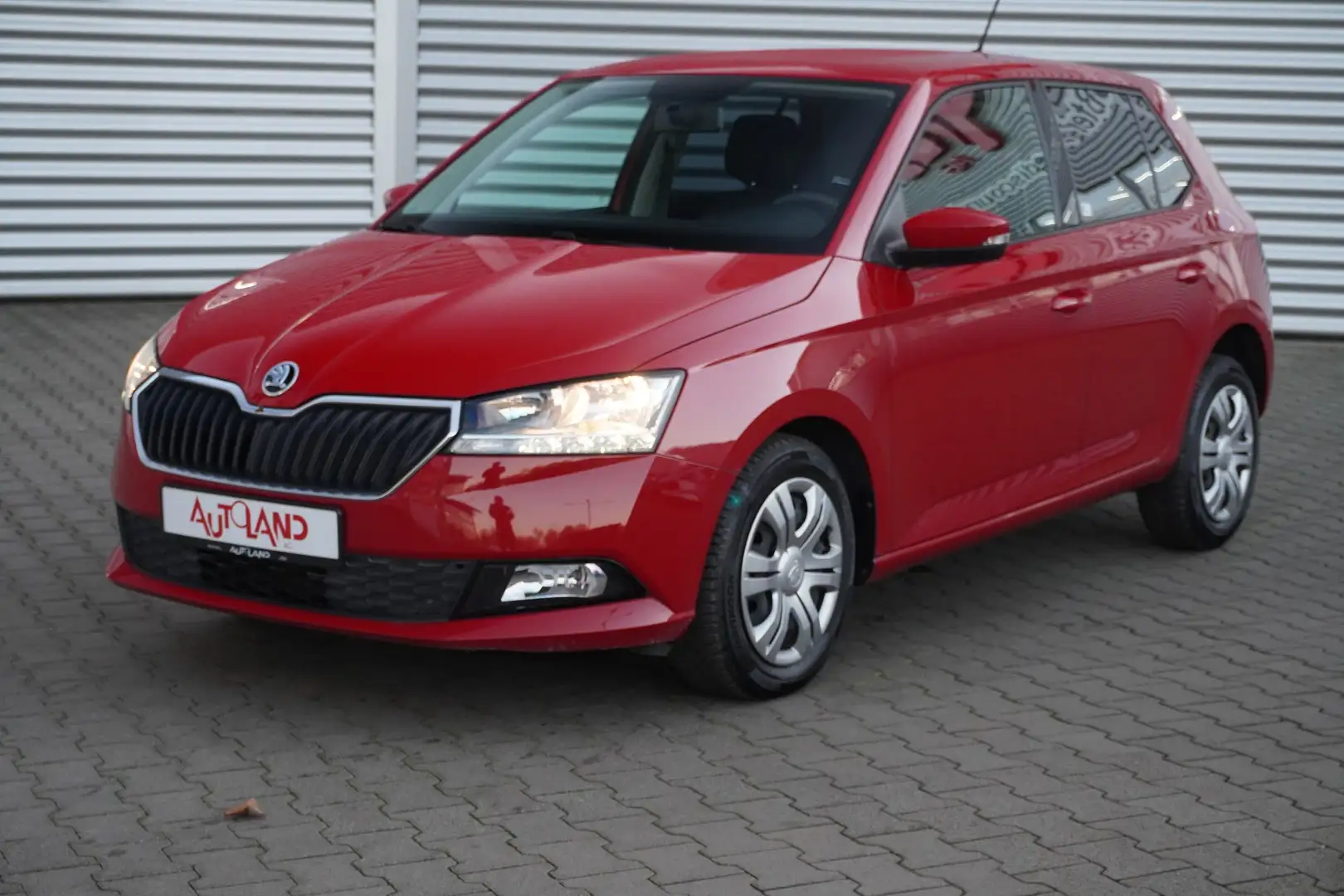 Skoda Fabia 1.0 TSI Klima Sitzheizung PDC Bluetooth Roşu - 2