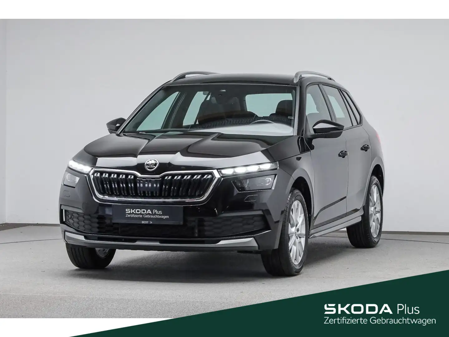 Skoda Kamiq 1.5 TSI DSG Style*AHK*PANO*NAVI*LICHT&SICH Zwart - 1