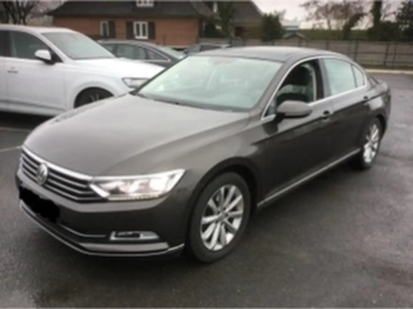 Volkswagen Passat Lim. 1.4TSI *Highline*PanoD+Massage+ACC+Navi+BT+LE Braun - 1