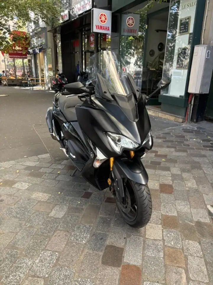Yamaha Tmax 530