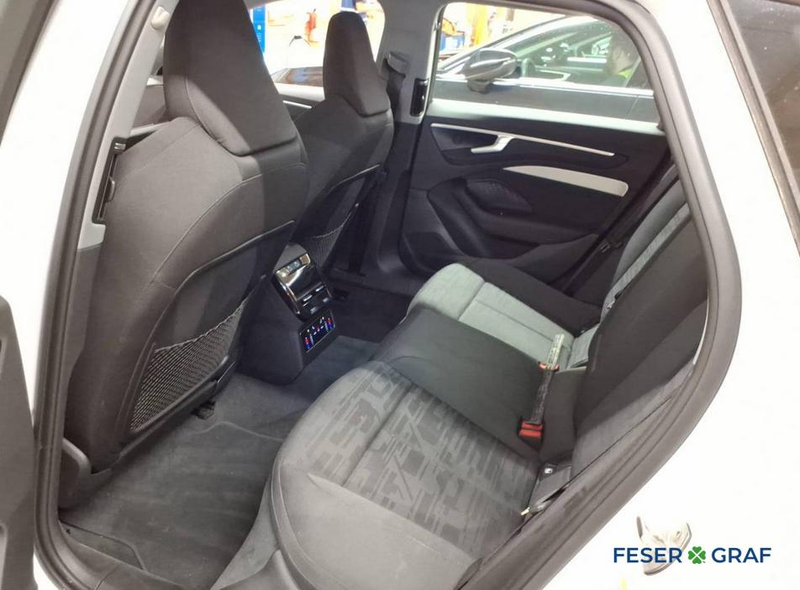 Audi A6 Avant TDI qu AHK PANO MATRIX 360° TECH PLUS — photo 5