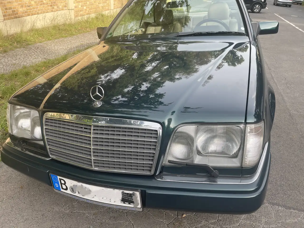 Mercedes-Benz E 220 C, foto 1