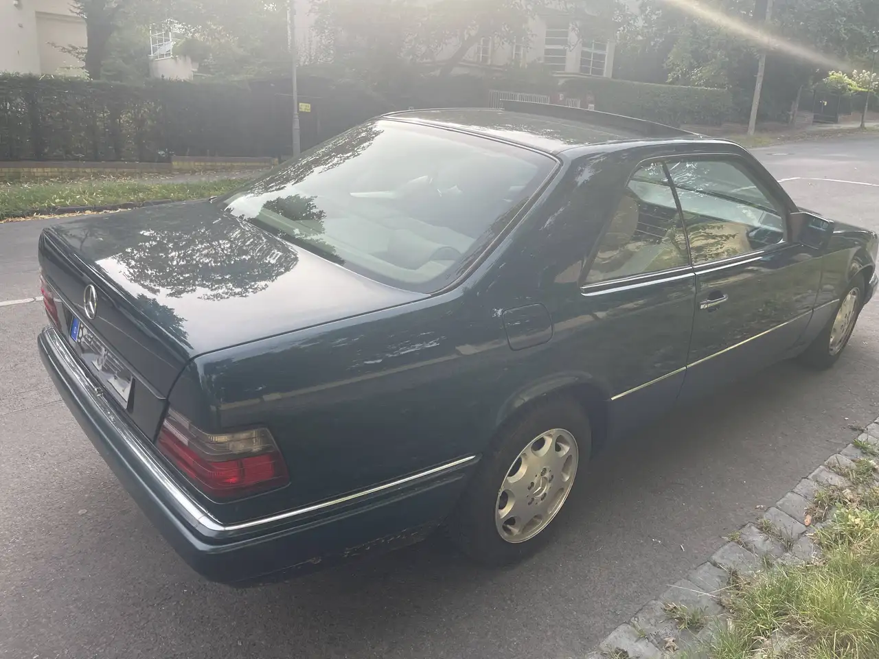 Mercedes-Benz E 220 C, foto 3