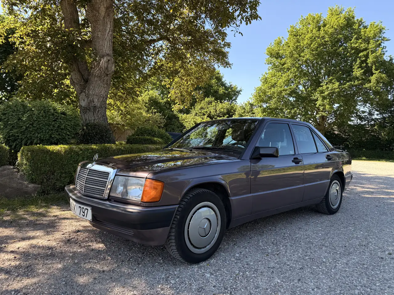 Mercedes-Benz 190 E 1.8, foto 3