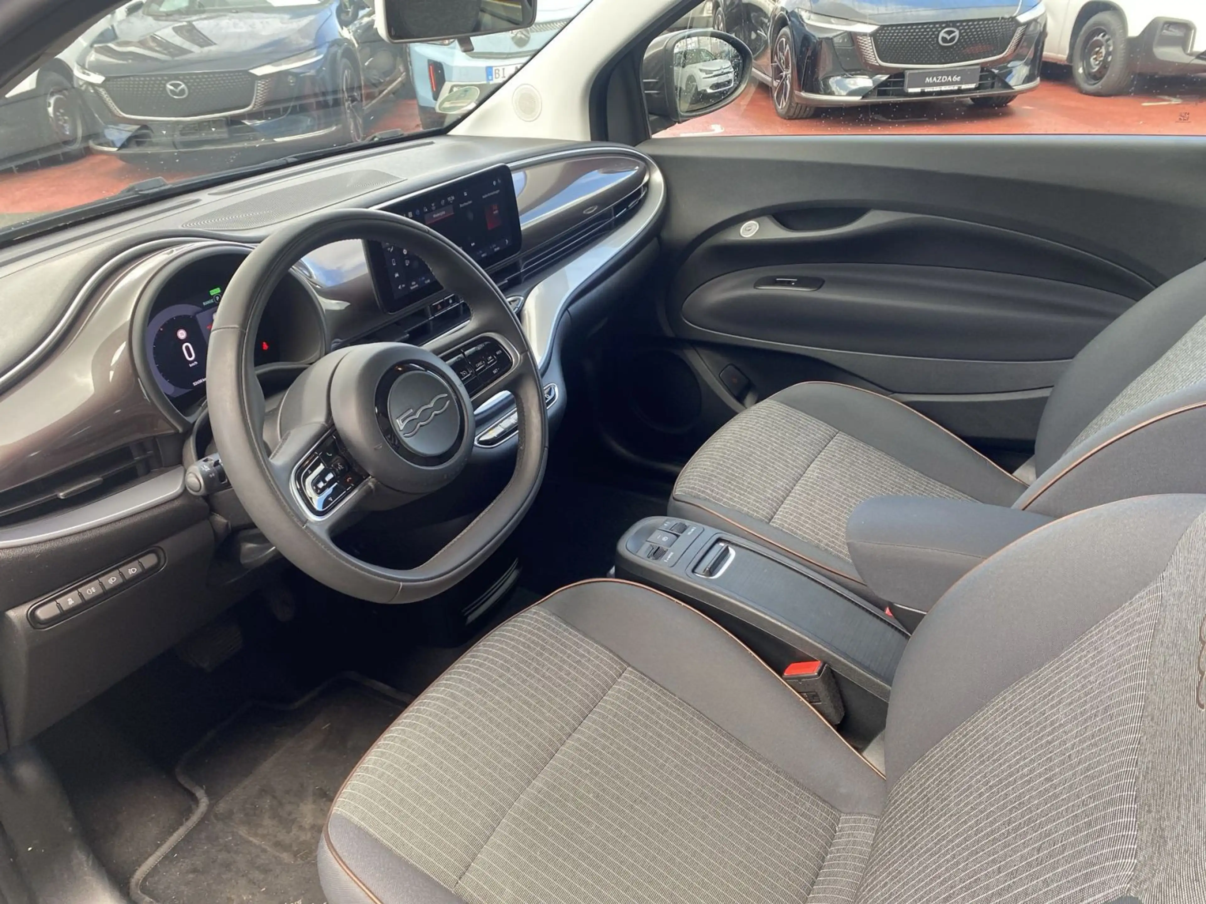 Fiat 500e Icon Batterie — photo 11