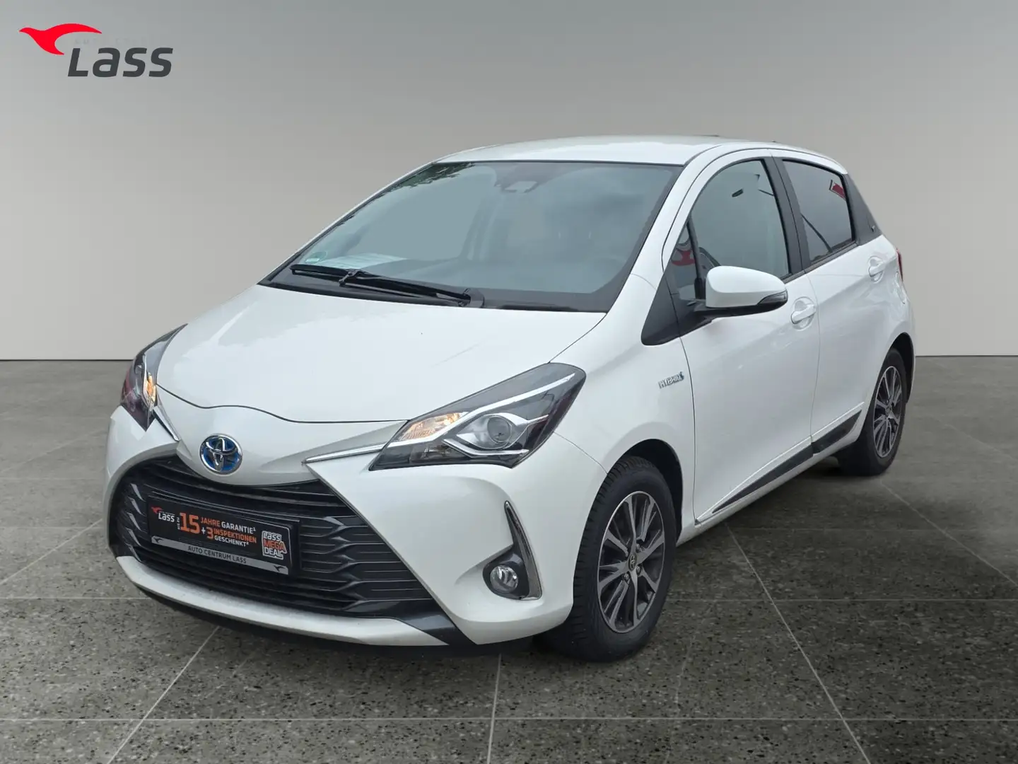 Toyota Yaris 1.5 20 Team D Matrix AUT Facelift Kam. LM Blanc - 2