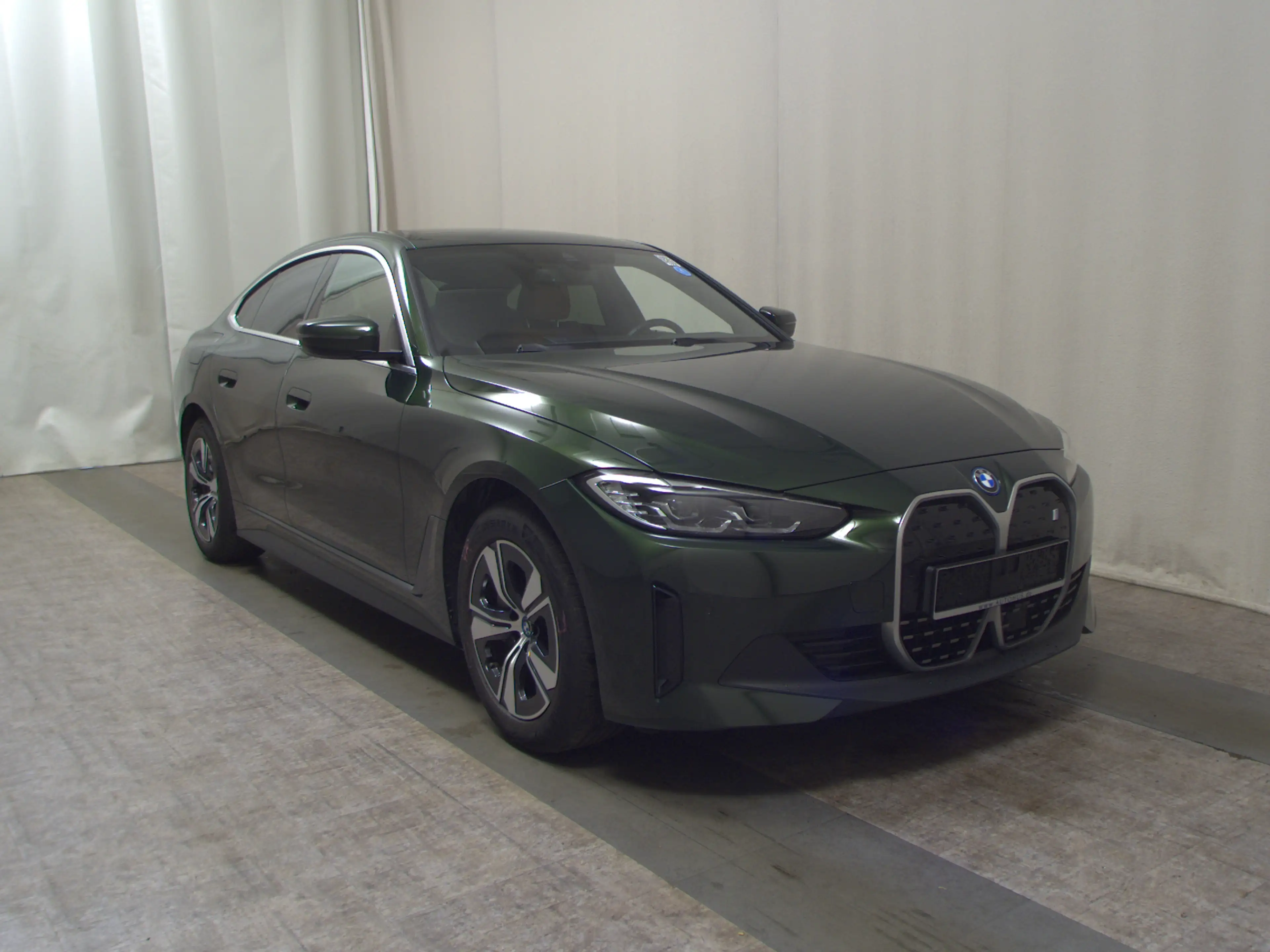 BMW i4 Gran Coupé eDrive40 Leder Navi LED RFK Shz — photo 3
