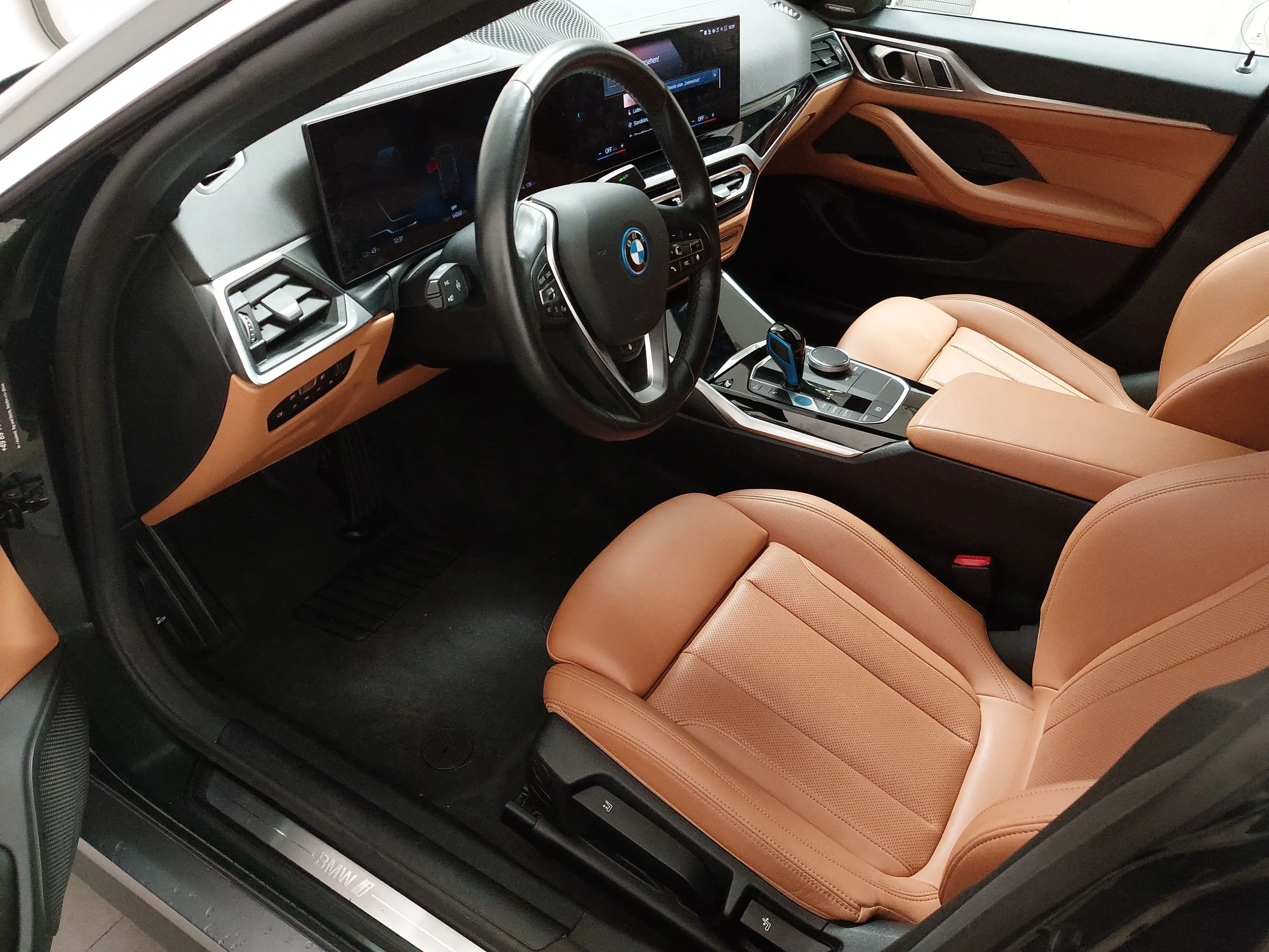 BMW i4 Gran Coupé eDrive40 Leder Navi LED RFK Shz — photo 6