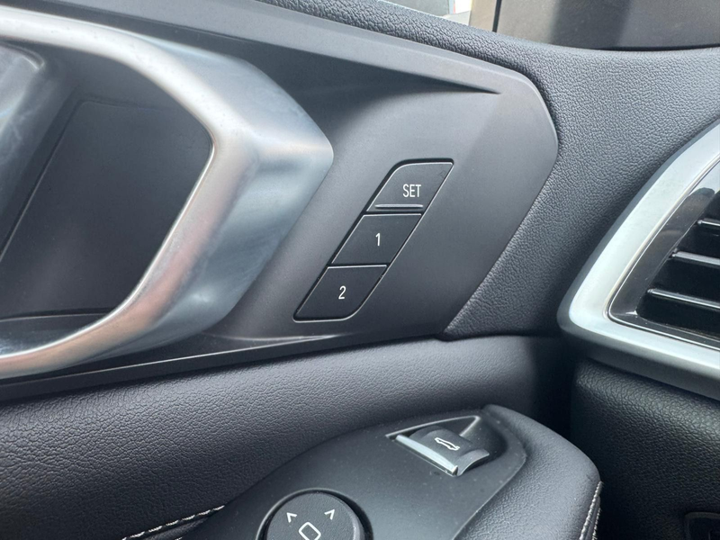BMW X5 xDrive 40i Steptr. Unfallfrei MwSt. ACC 360° — photo 8