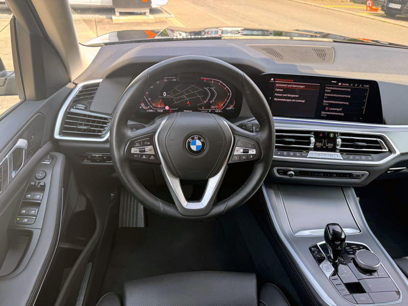 BMW X5 xDrive 40i Steptr. Unfallfrei MwSt. ACC 360° — photo 7