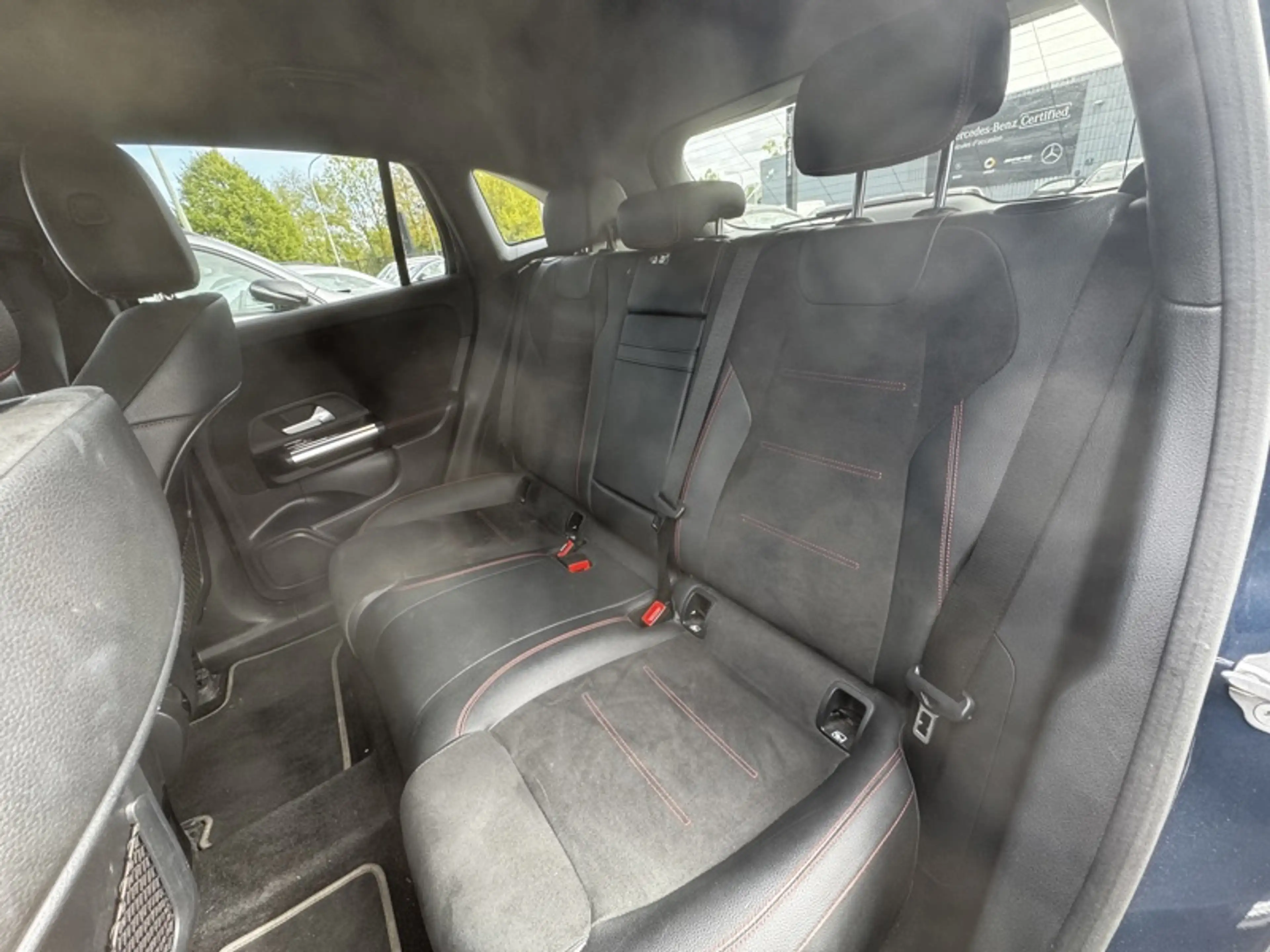 Mercedes-Benz EQA 250 AMG Pack Night — photo 13