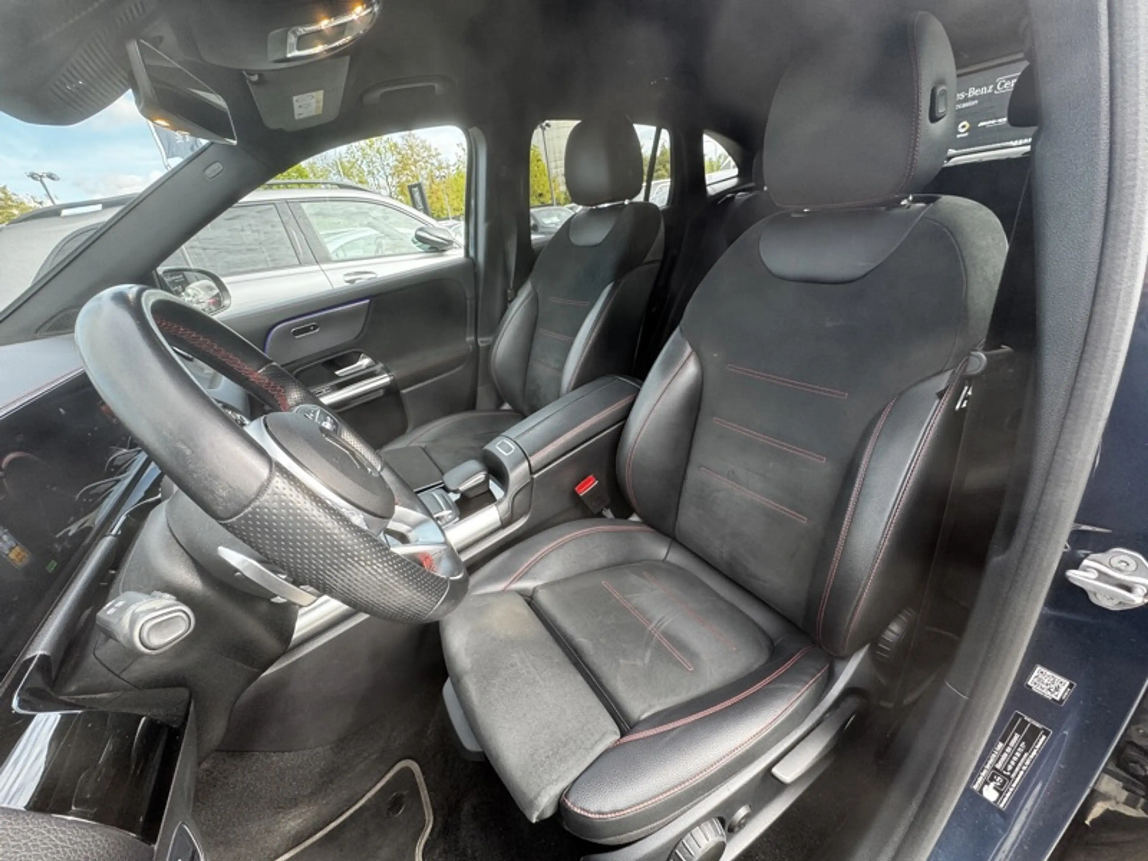 Mercedes-Benz EQA 250 AMG Pack Night — photo 12