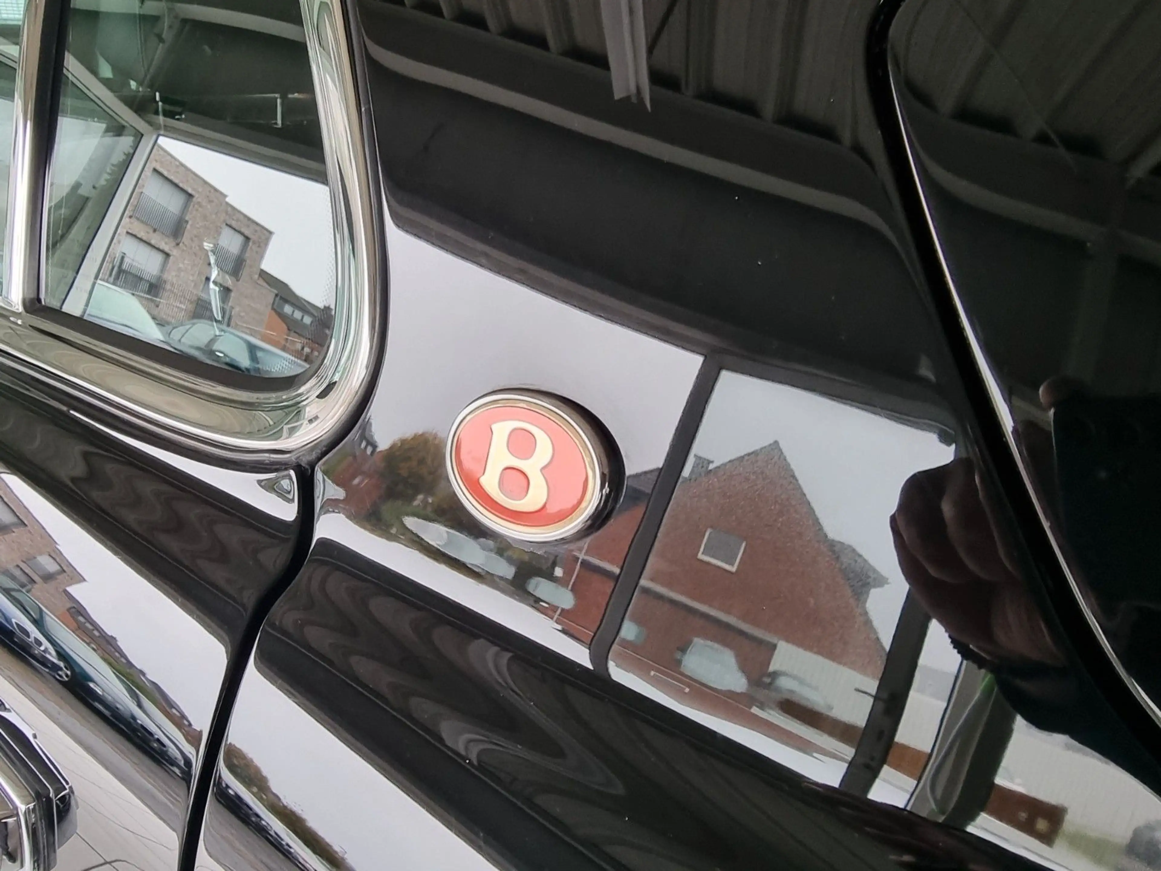 Bentley Arnage /2. Hand/Erstlack/Kpl. Historie/Sammler — photo 8