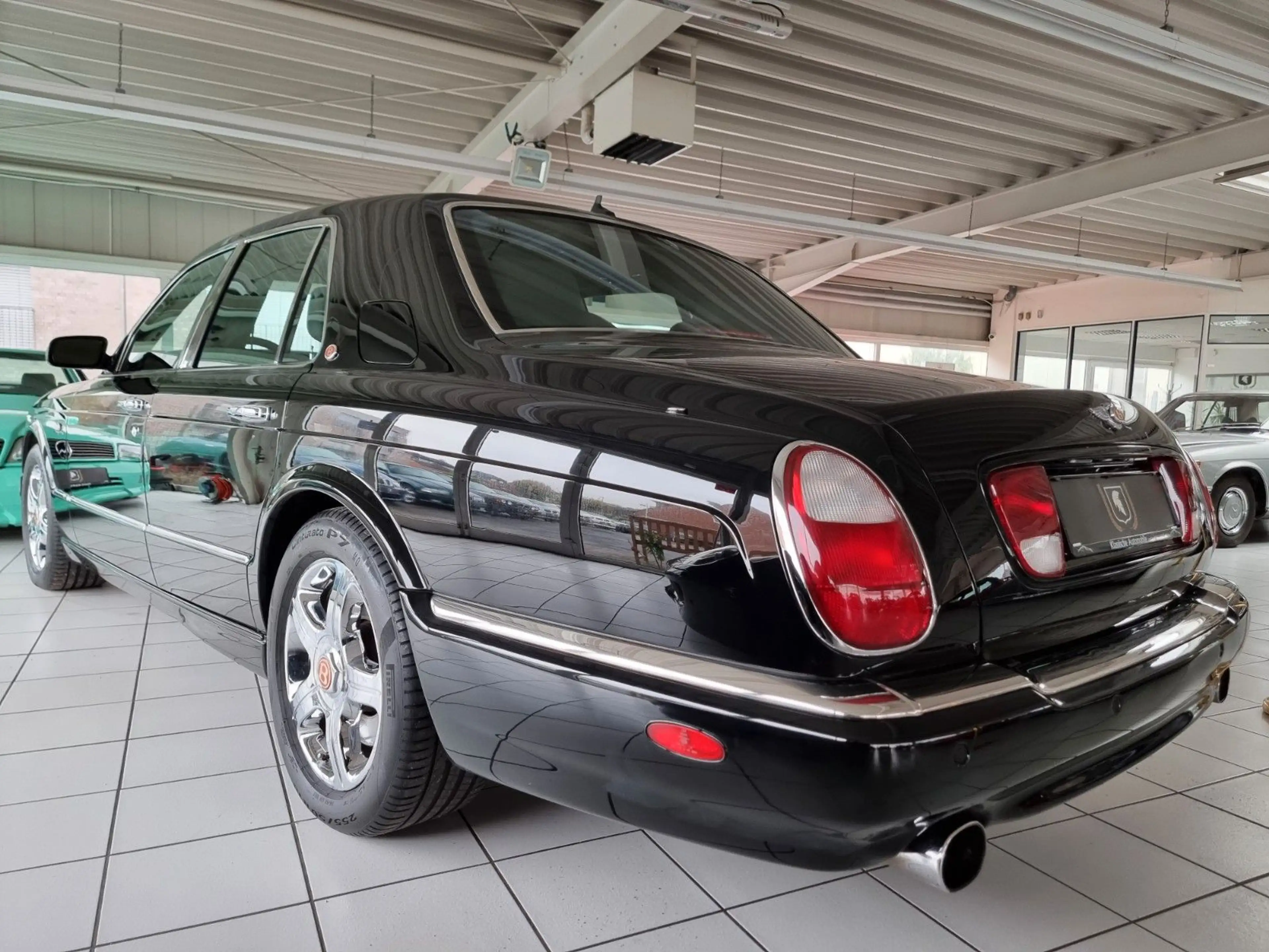 Bentley Arnage /2. Hand/Erstlack/Kpl. Historie/Sammler — photo 10