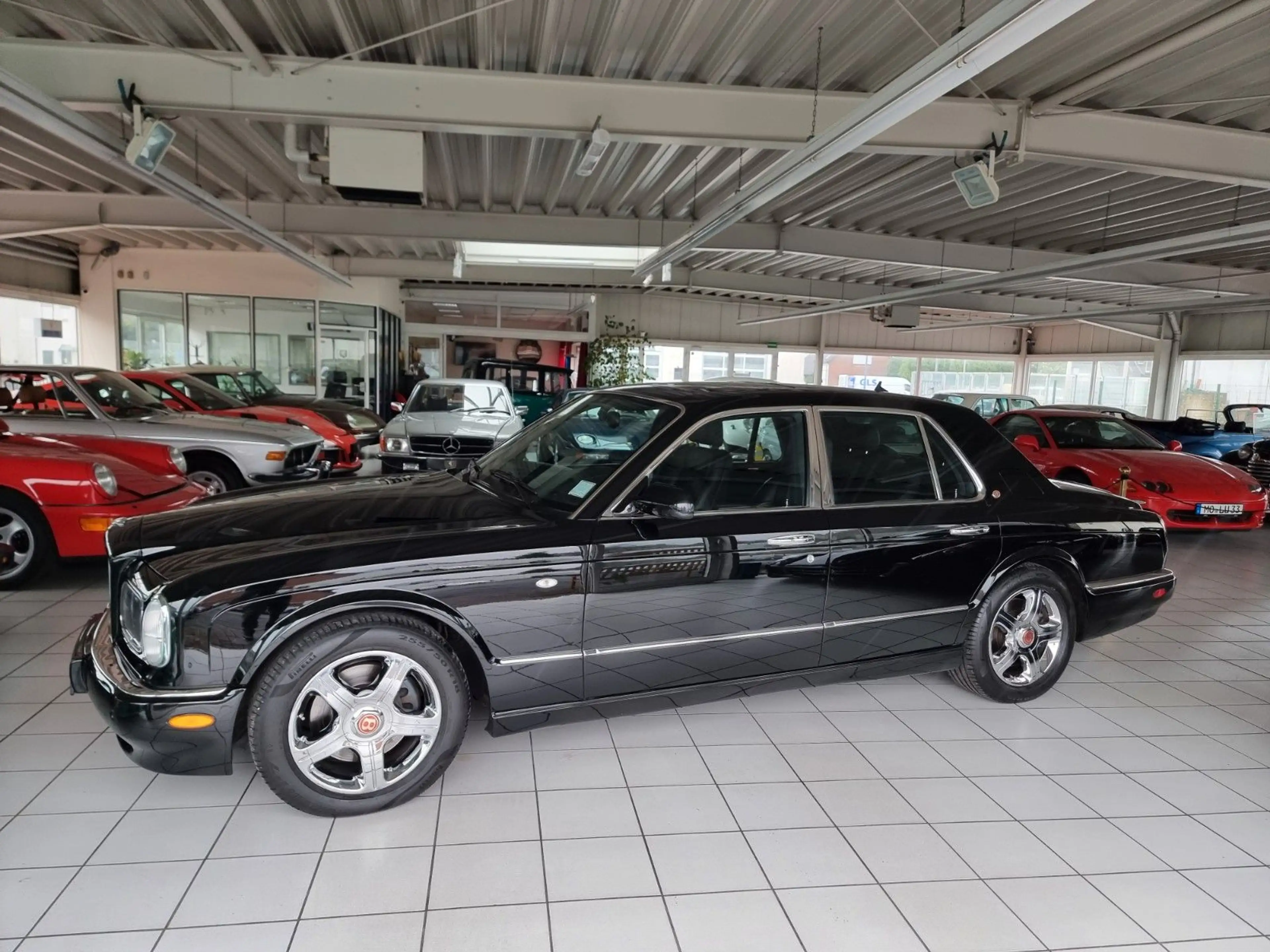 Bentley Arnage /2. Hand/Erstlack/Kpl. Historie/Sammler — photo 5