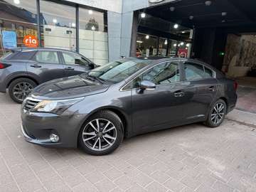 Avensis 2.0 D-4D Executive1er proprio Carnet Toyot