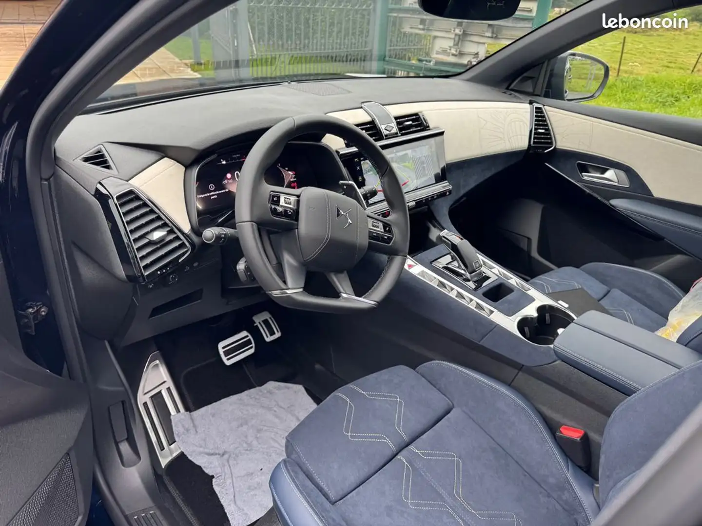 DS Automobiles DS 7 Crossback DS7 JULES VERNE HDI 130 NEUVES DISPONIBLES TOIT OUVRANT ,Hayon électrique , caméra 360 chargeur induction.... Bleu - 2