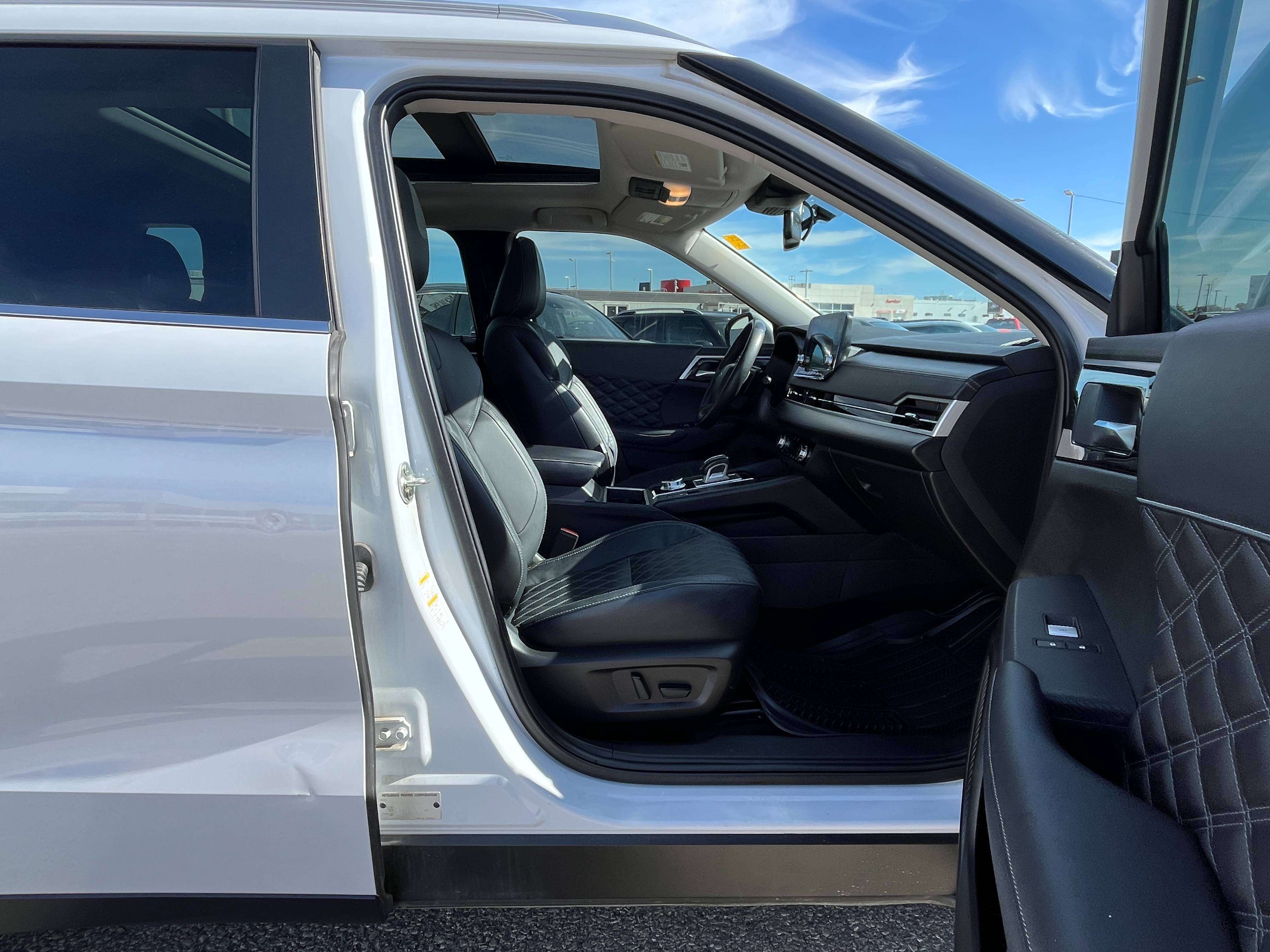 2023 Mitsubishi Outlander