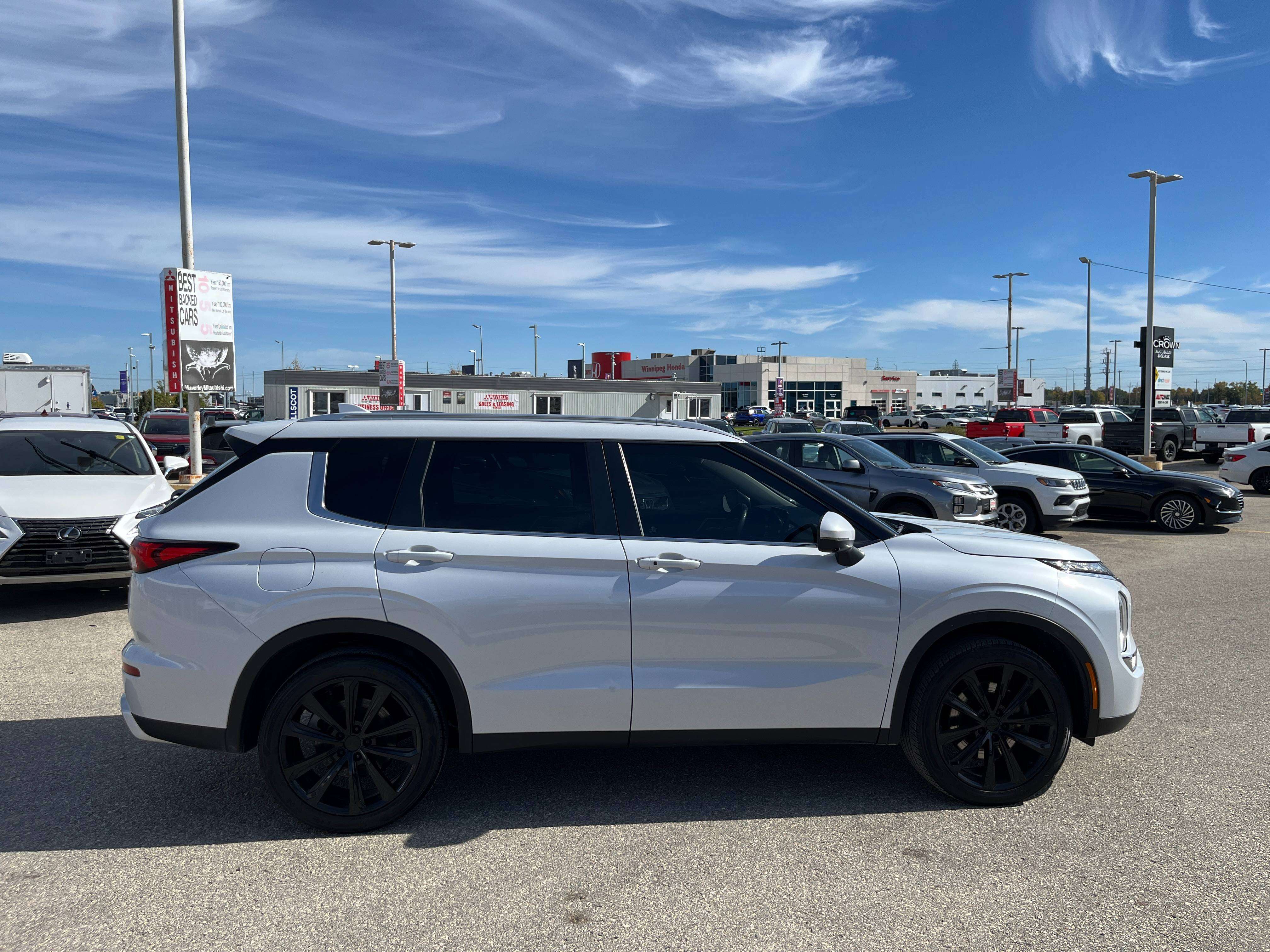 2023 Mitsubishi Outlander
