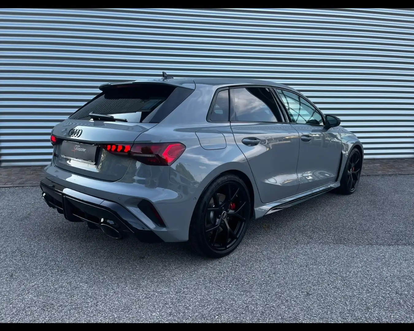 Audi RS3 RS 3 Sportback    294 kW S tronic - 2
