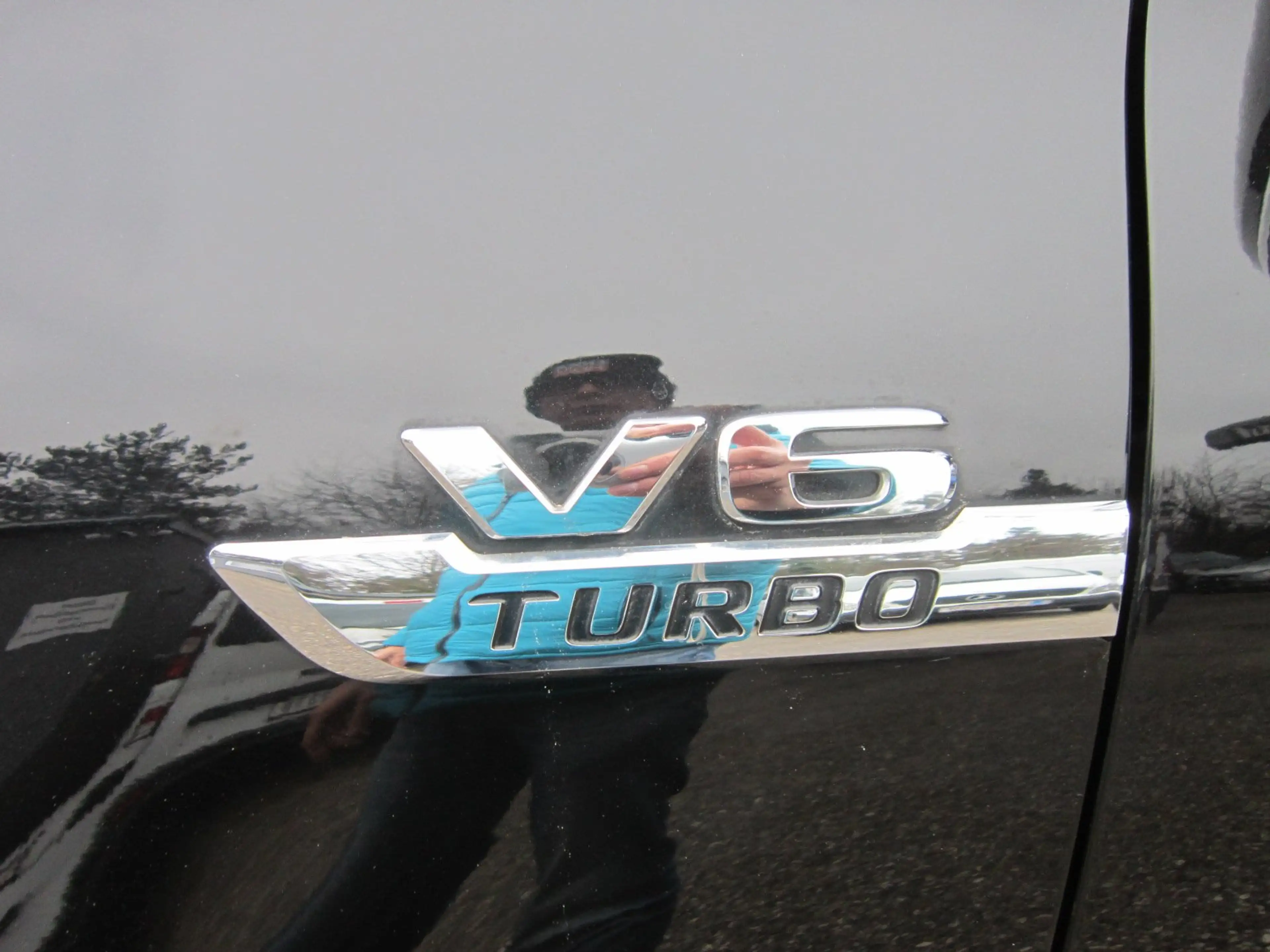Mercedes-Benz X 350 — photo 15