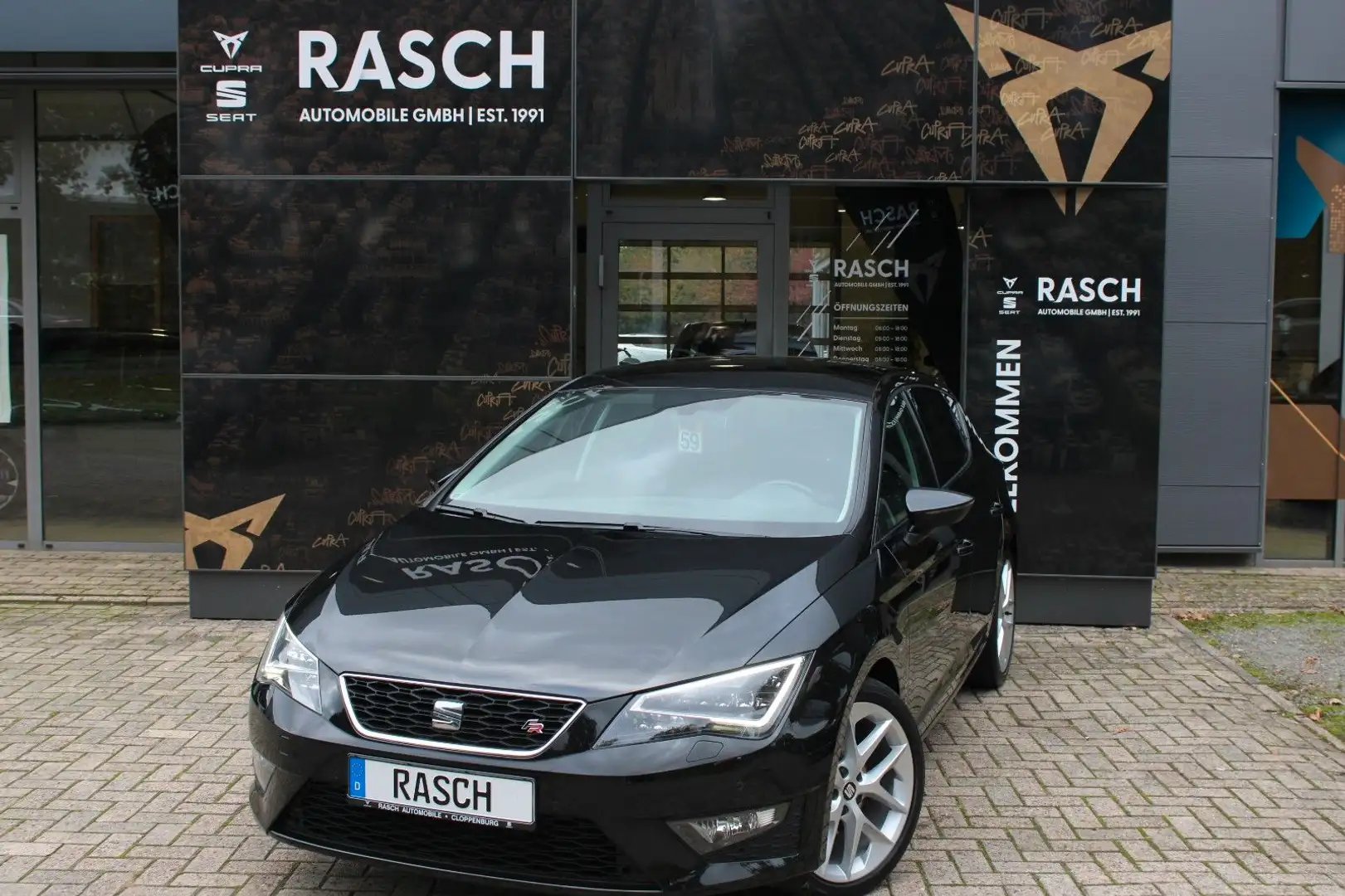 SEAT Leon FR 1.4 TSI DSG +NAVI+PDC+BTH+GRA+LED+SHZ+ZV Negro - 1