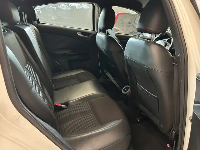 Alfa Romeo Giulietta view 7