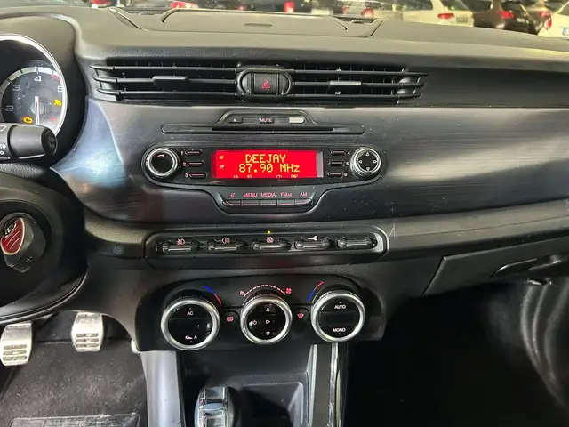 Alfa Romeo Giulietta view 10