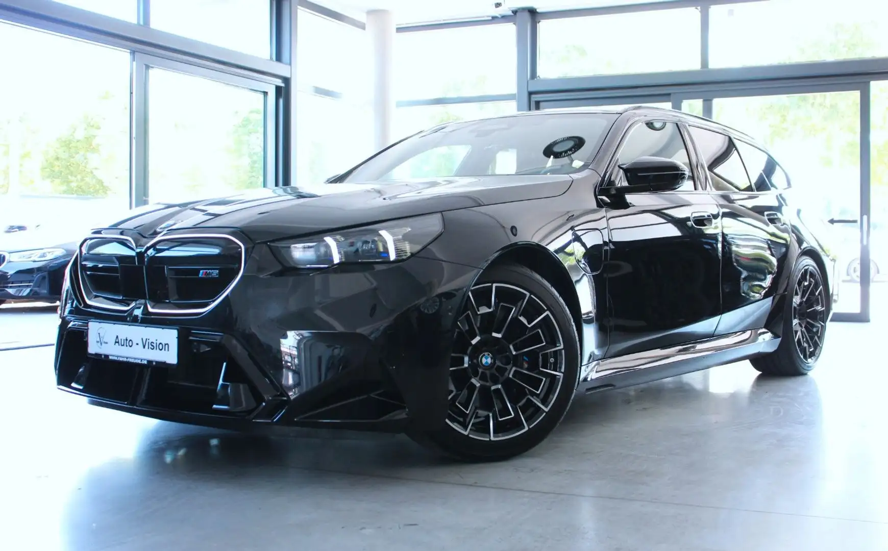 BMW M5 Touring (G99) *A-LED*ACC*AHK*360°*LHZ*Memory Schwarz - 1