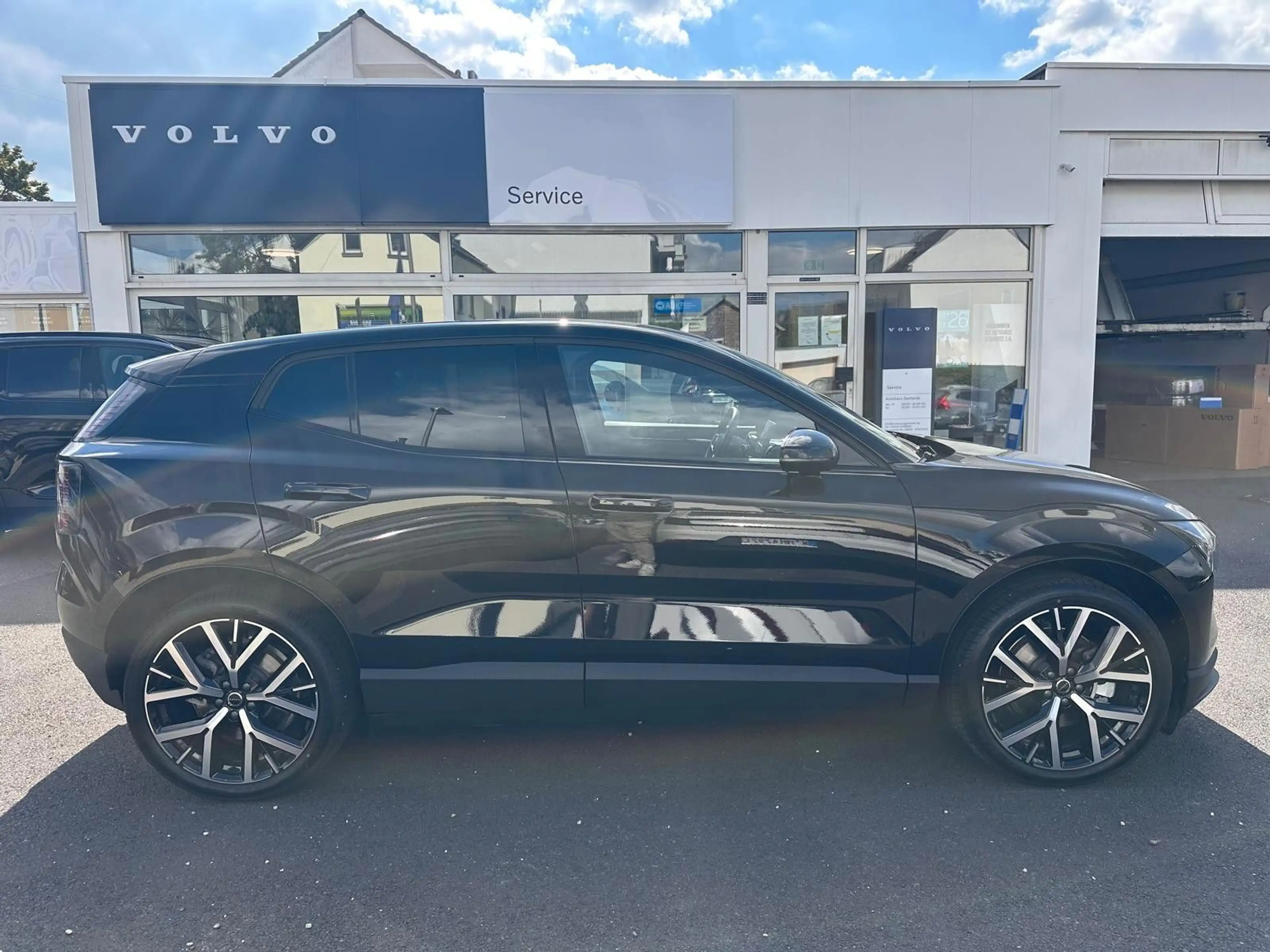 Volvo EX30 RWD Plus Black Edition,ACC,BLIS,H&K,Kam.,WP — photo 5