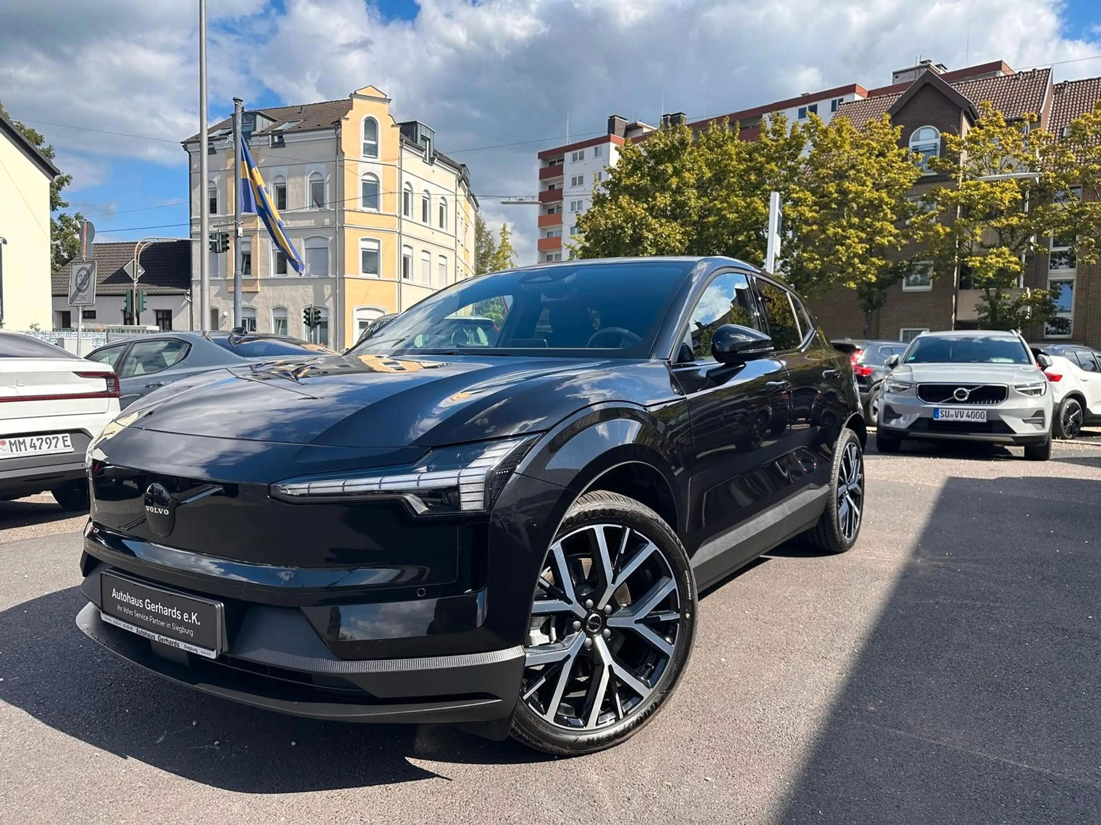 Volvo EX30 RWD Plus Black Edition,ACC,BLIS,H&K,Kam.,WP