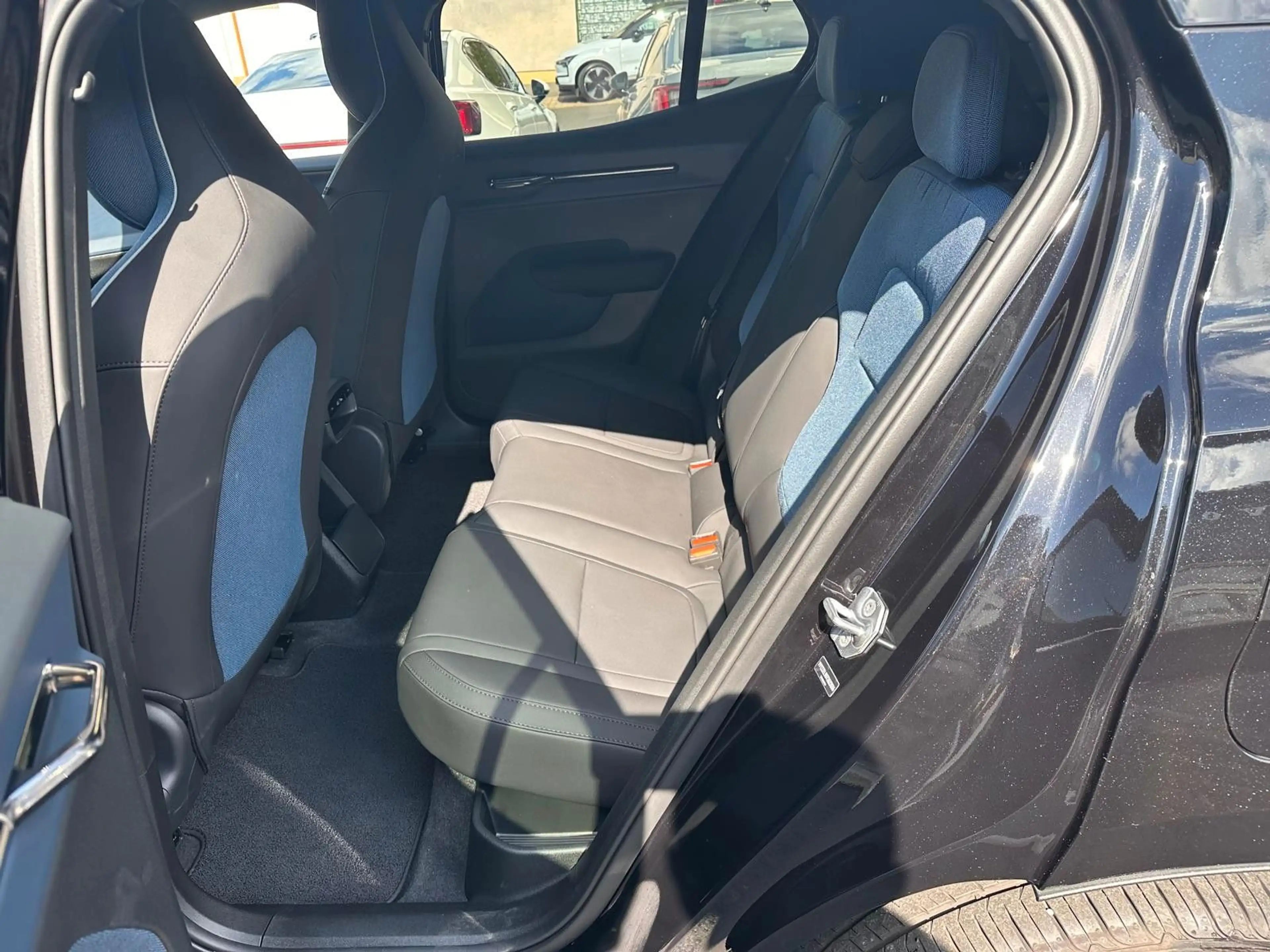 Volvo EX30 RWD Plus Black Edition,ACC,BLIS,H&K,Kam.,WP — photo 14