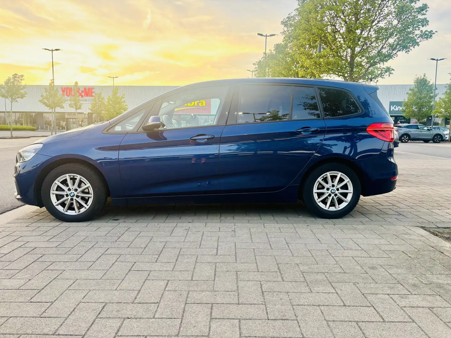BMW 216 Série 2 Gran Tourer – 216d Lounge (85kw) B AUTO Bleu - 1