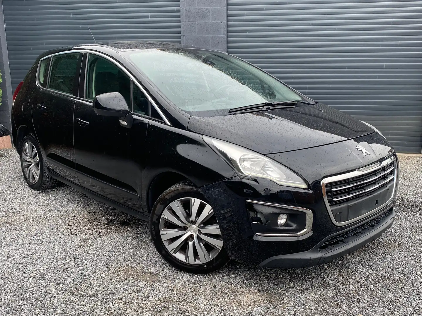 Peugeot 3008 1.6 HDi Euro5B Black - 1