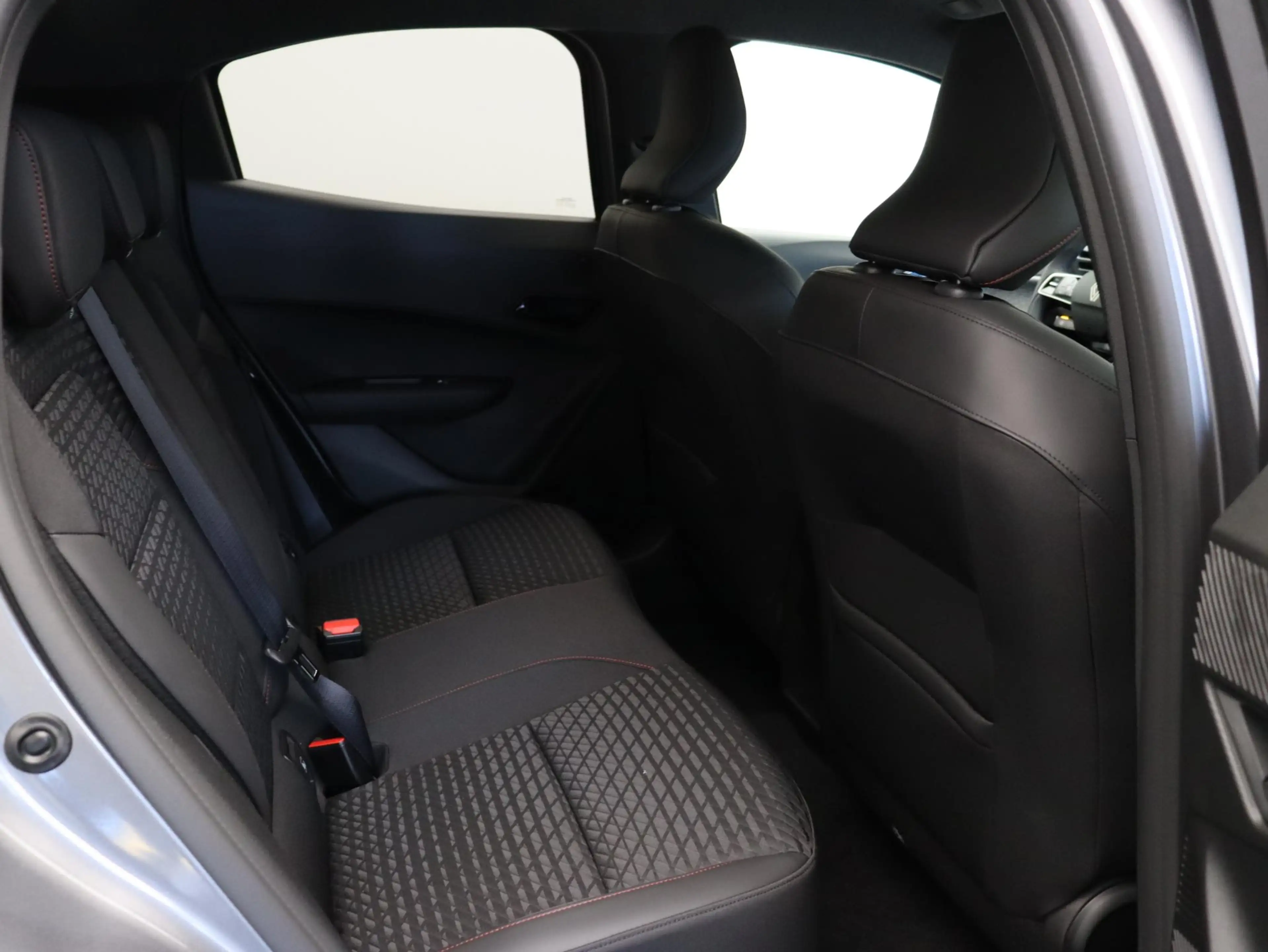 Renault Clio Hybrid 160pk techno | Vijf jaar garantie | Apple c — photo 6