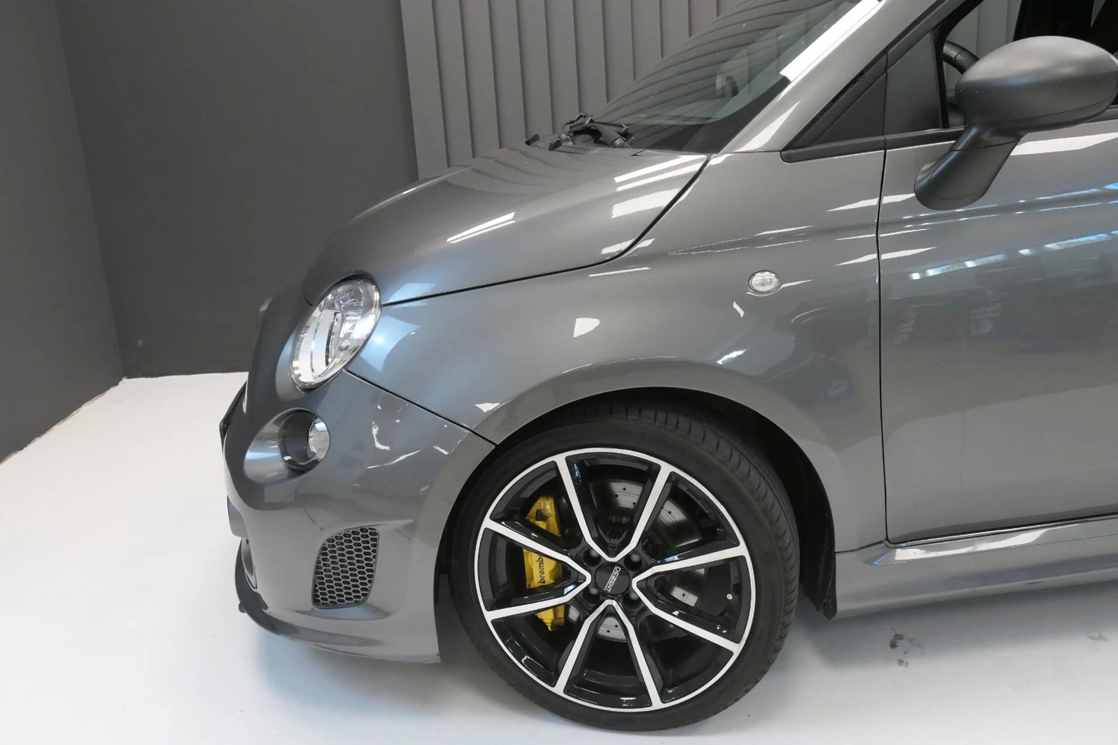 Abarth 595 Competizione 500 Cabrio 595 C Competizione Bremse neu — photo 9