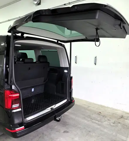 Volkswagen T6.1 Multivan Highline 2,0 TDI 4Motion DSG Ansicht 6